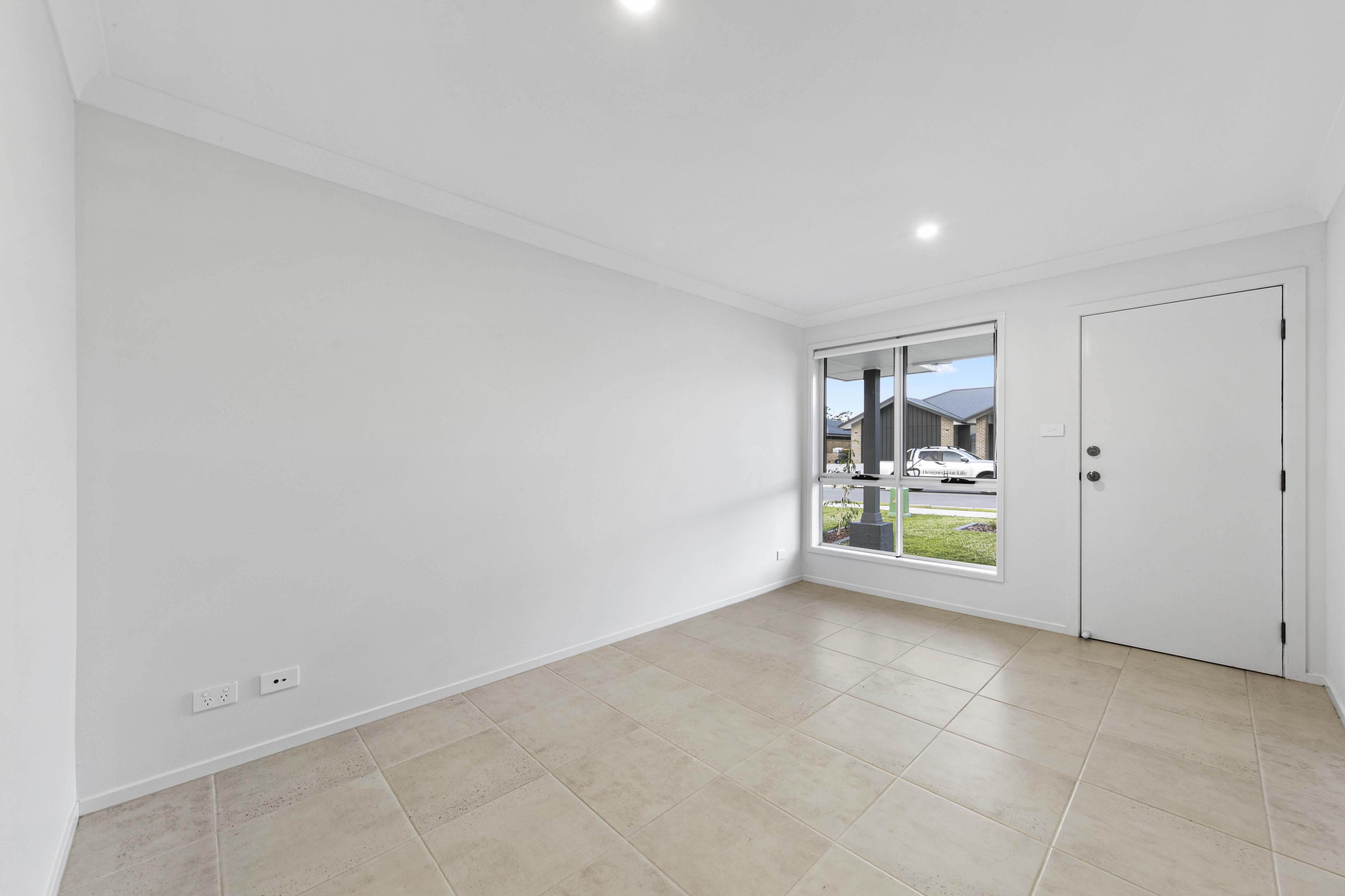 1/66 Malachite Street, Chisholm - Thumbnail 3