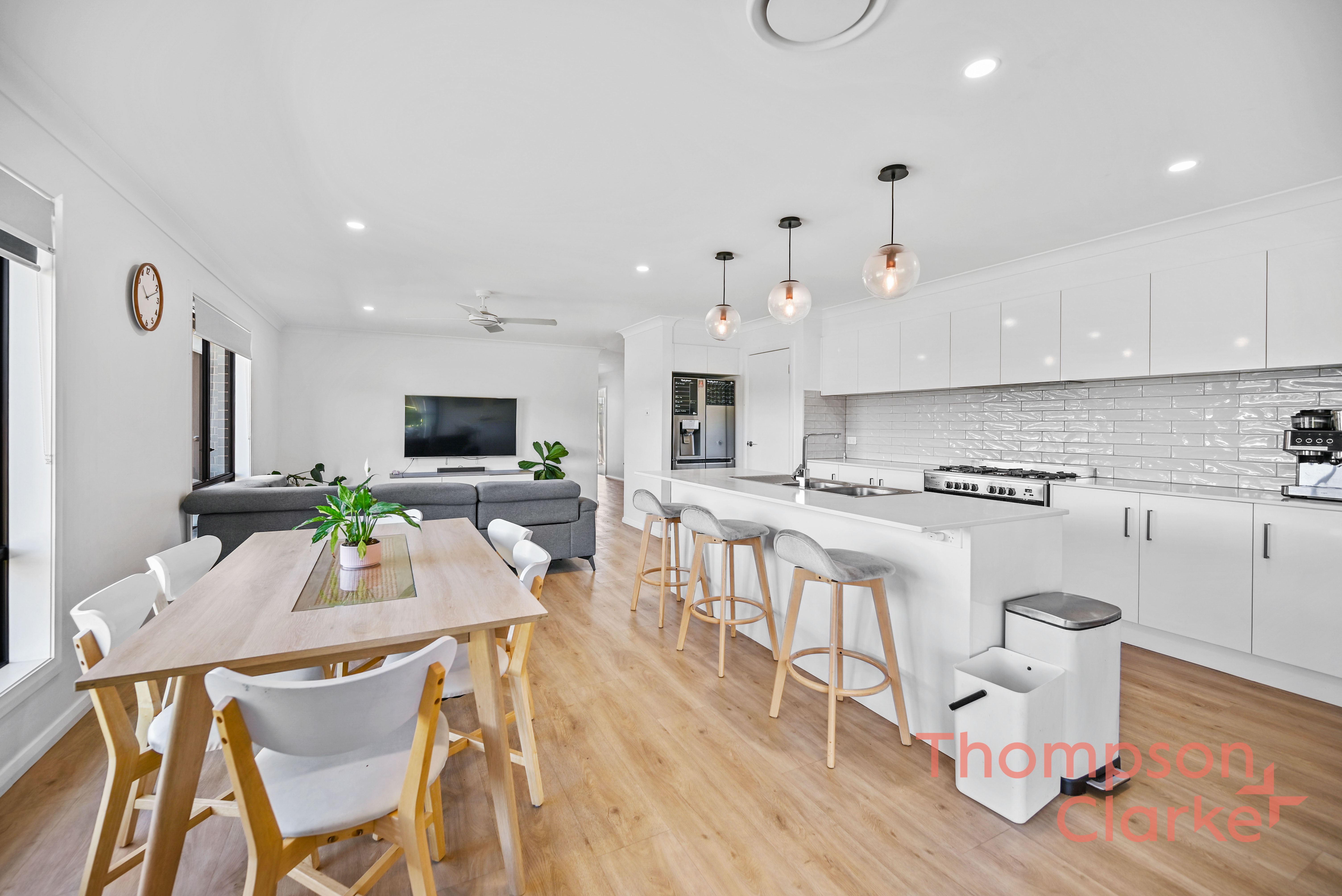 9 Riverdale Close, Rutherford - Thumbnail 5