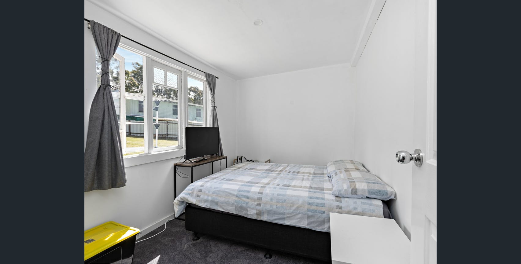 205 Cessnock Road, Neath - Thumbnail 7
