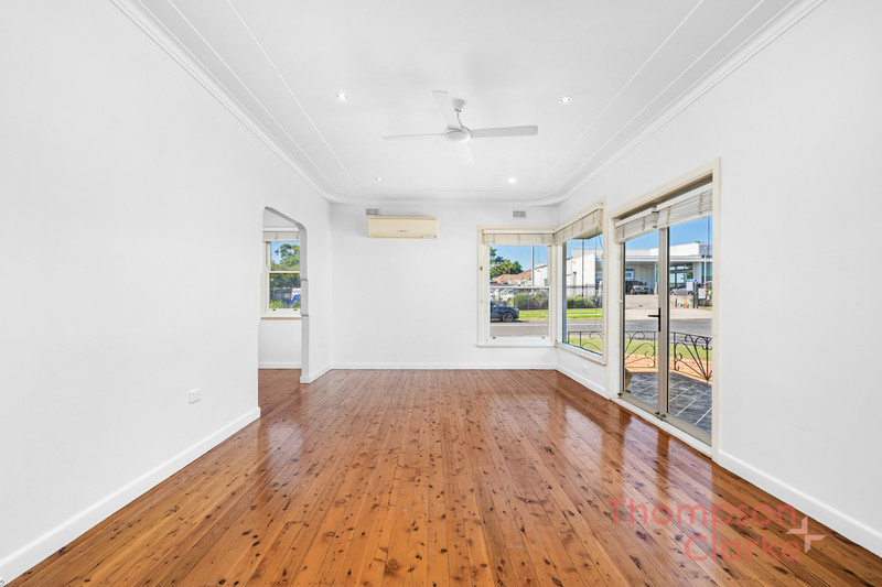 4 Fourth Avenue, Rutherford - Thumbnail 2