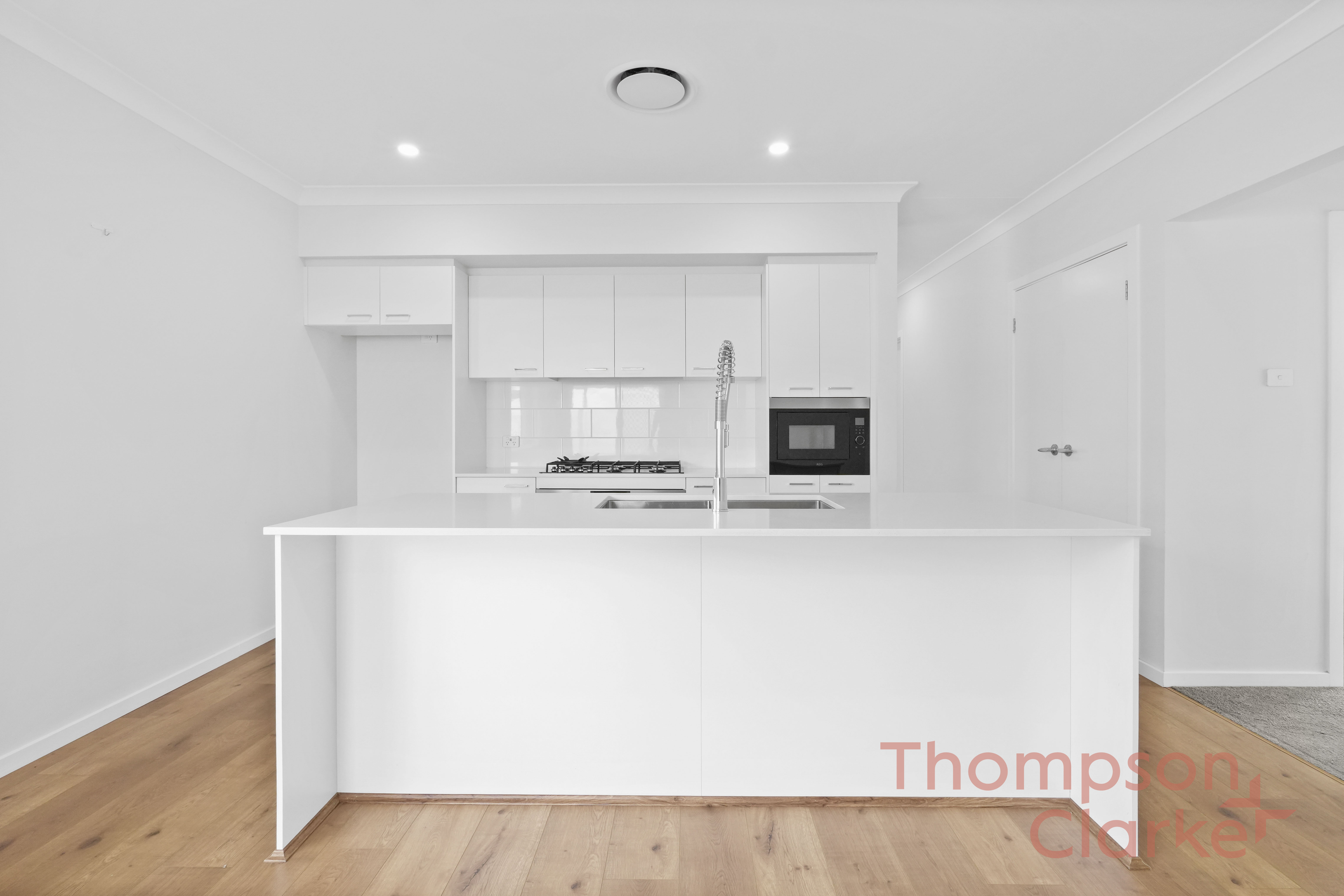22 Arnott Loop, North Rothbury - Thumbnail 2