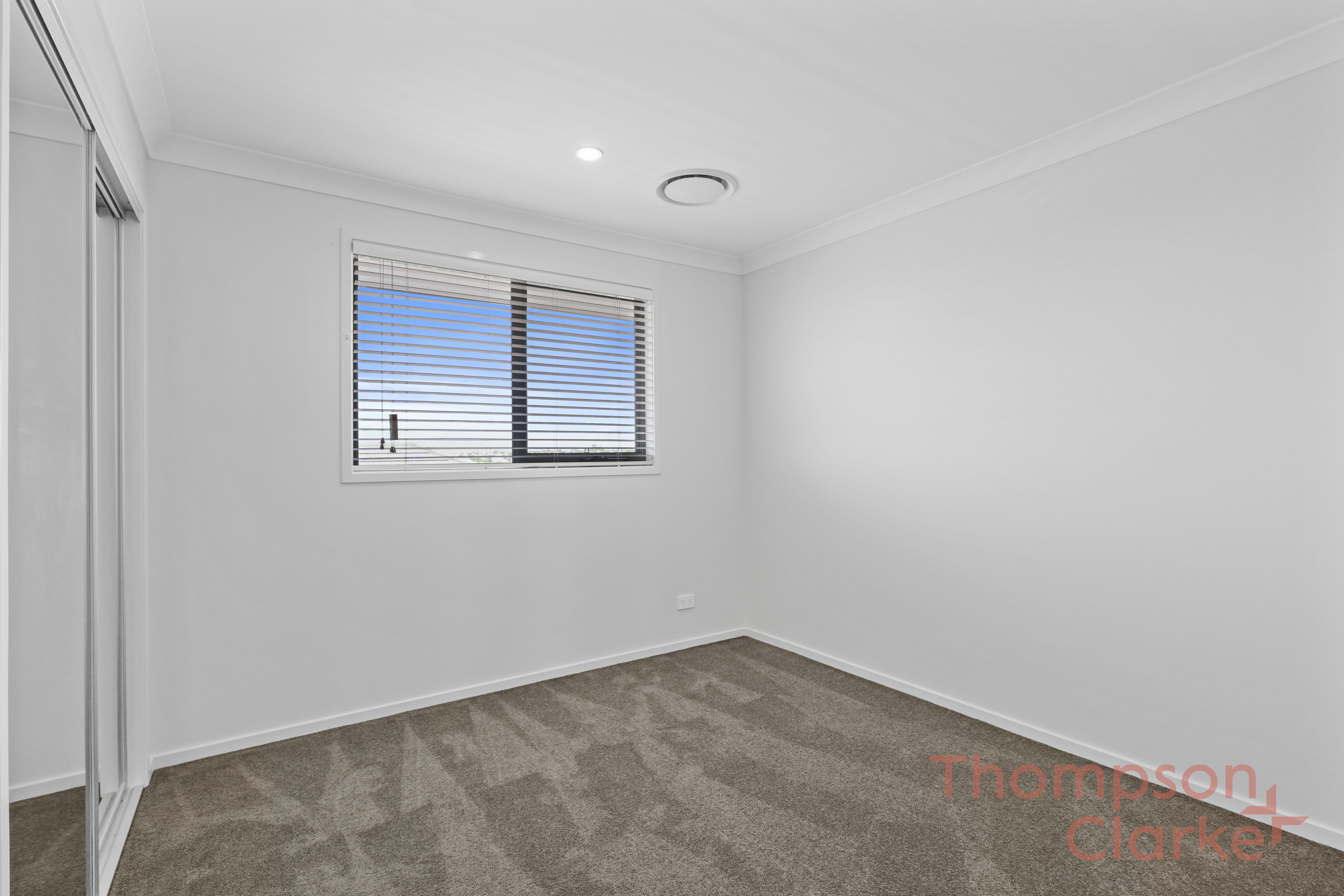 40 Mayo Crescent, Chisholm - Thumbnail 8