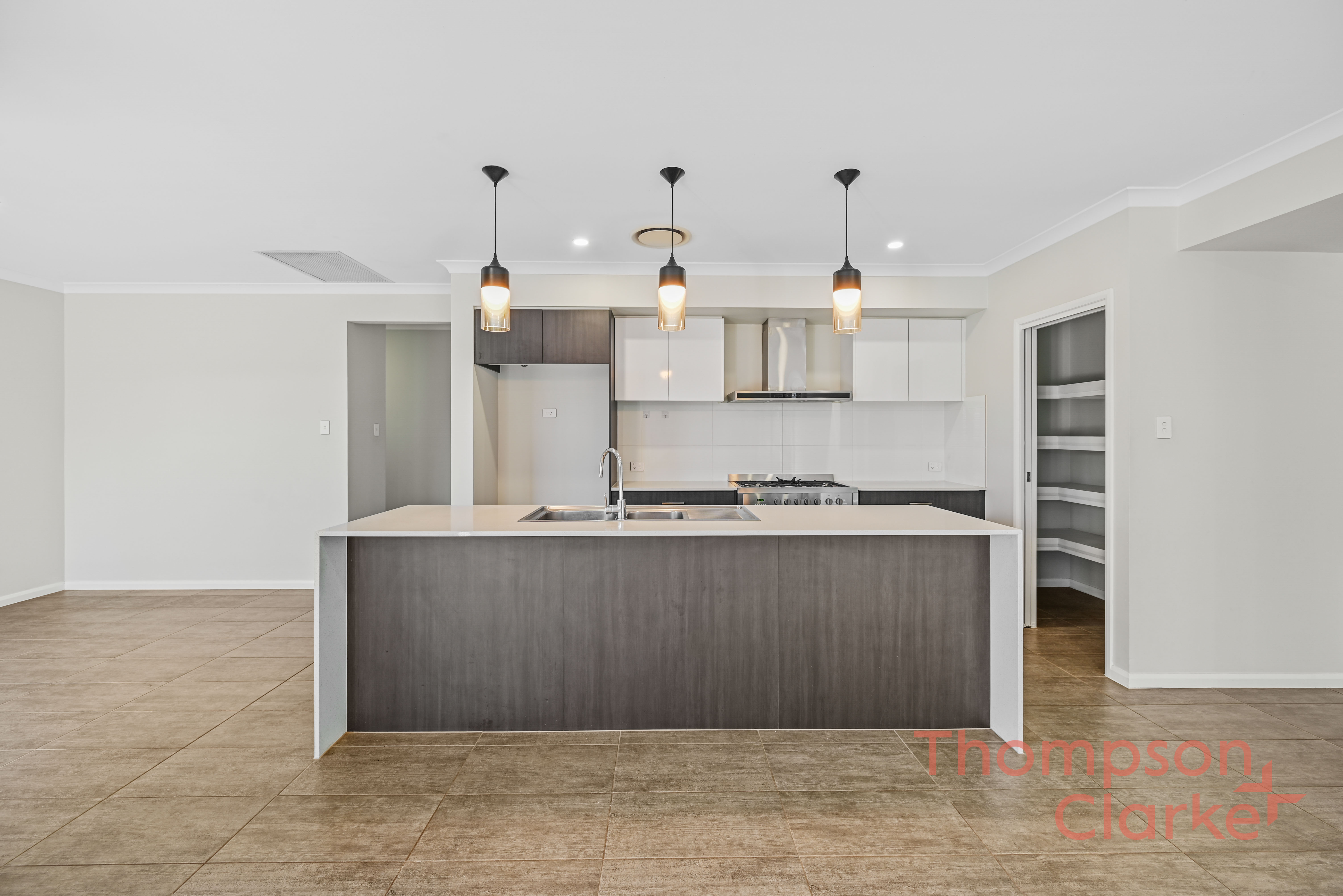 110 Dragonfly Drive, Chisholm - Thumbnail 2