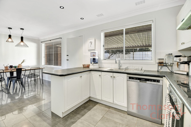 16 Molucca Close, Ashtonfield - Thumbnail 3