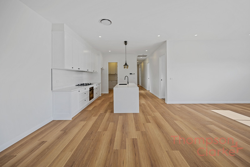 25 Caputar Way, Lochinvar - Thumbnail 6