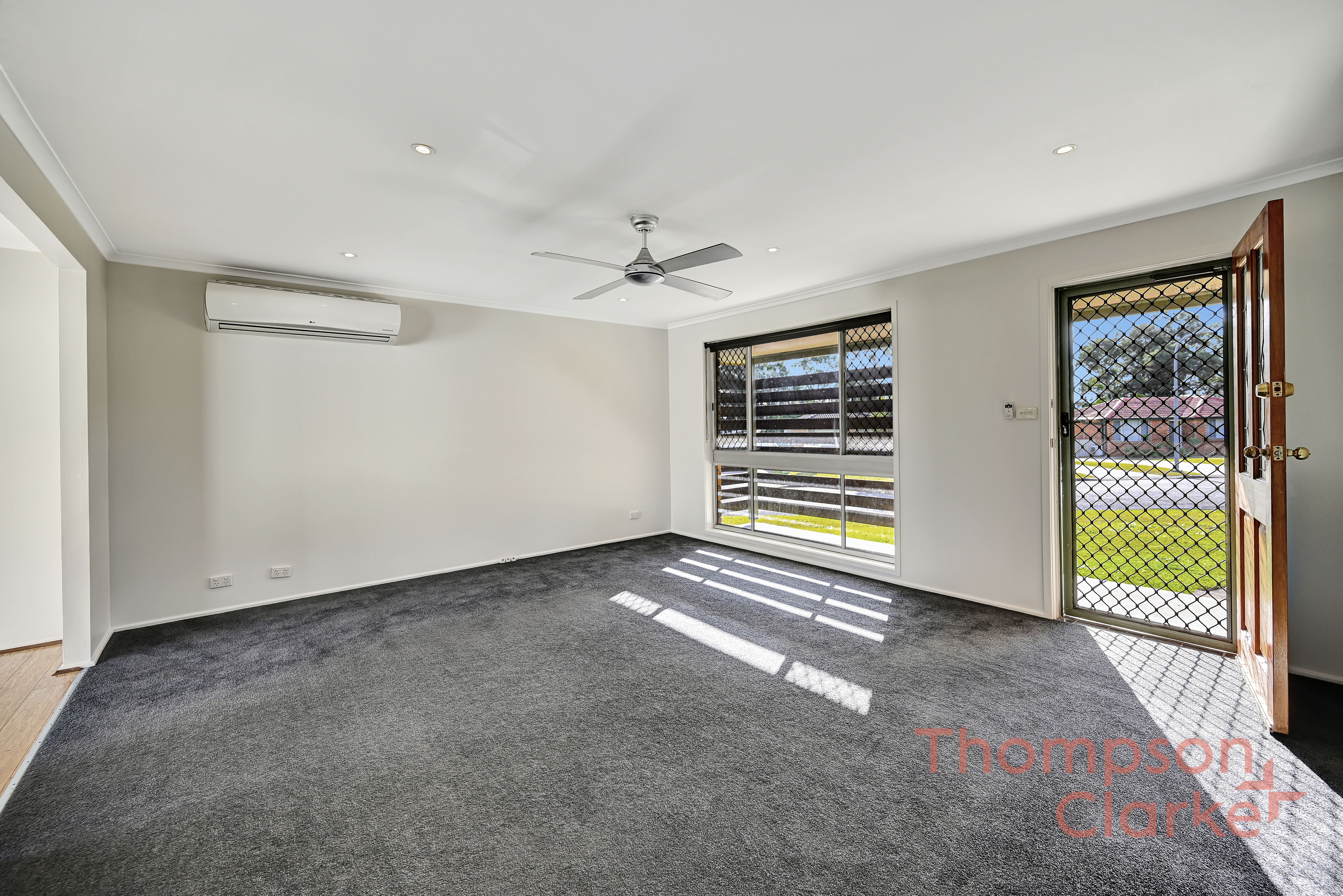 6 Mountbatten Close, Rutherford - Thumbnail 3