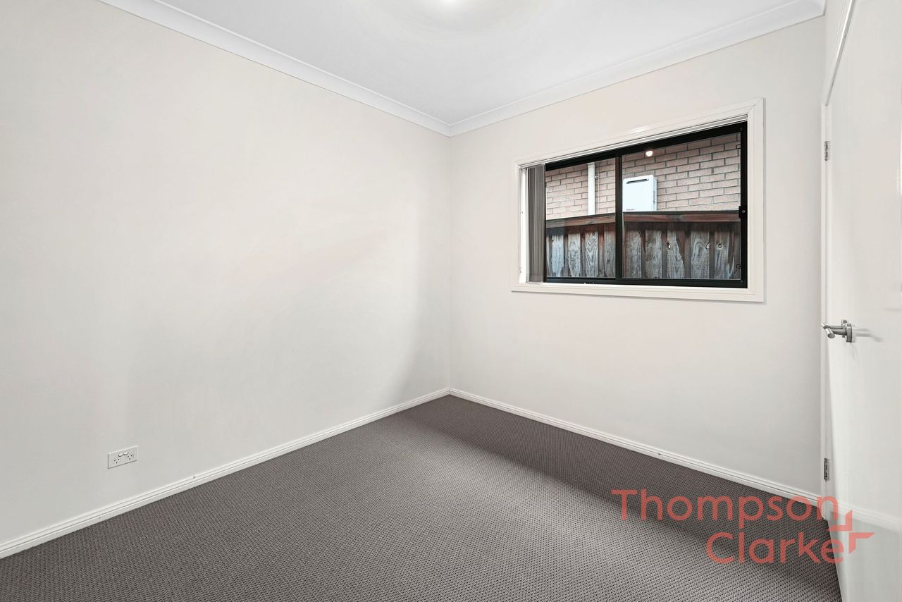 15 Arrowgrass Street, Aberglasslyn - Thumbnail 8