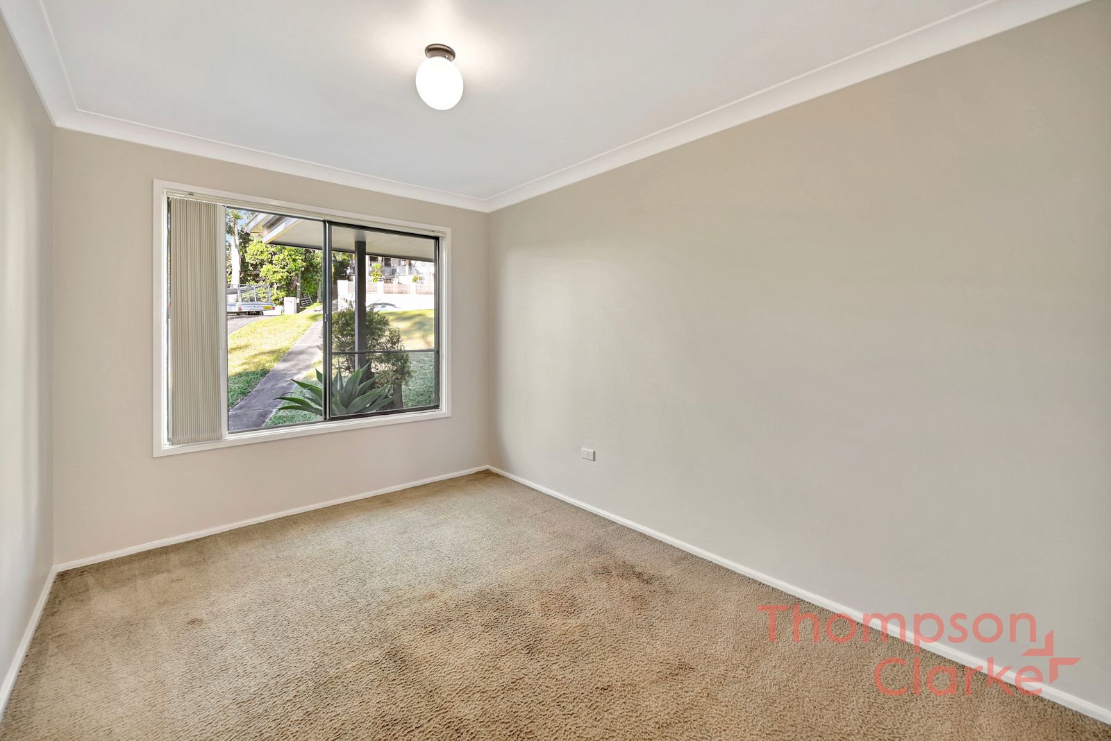 20 Logan Close, Macquarie Hills - Thumbnail 8