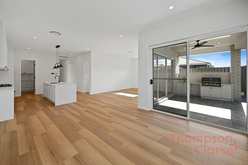 25 Caputar Way, Lochinvar - Thumbnail 5