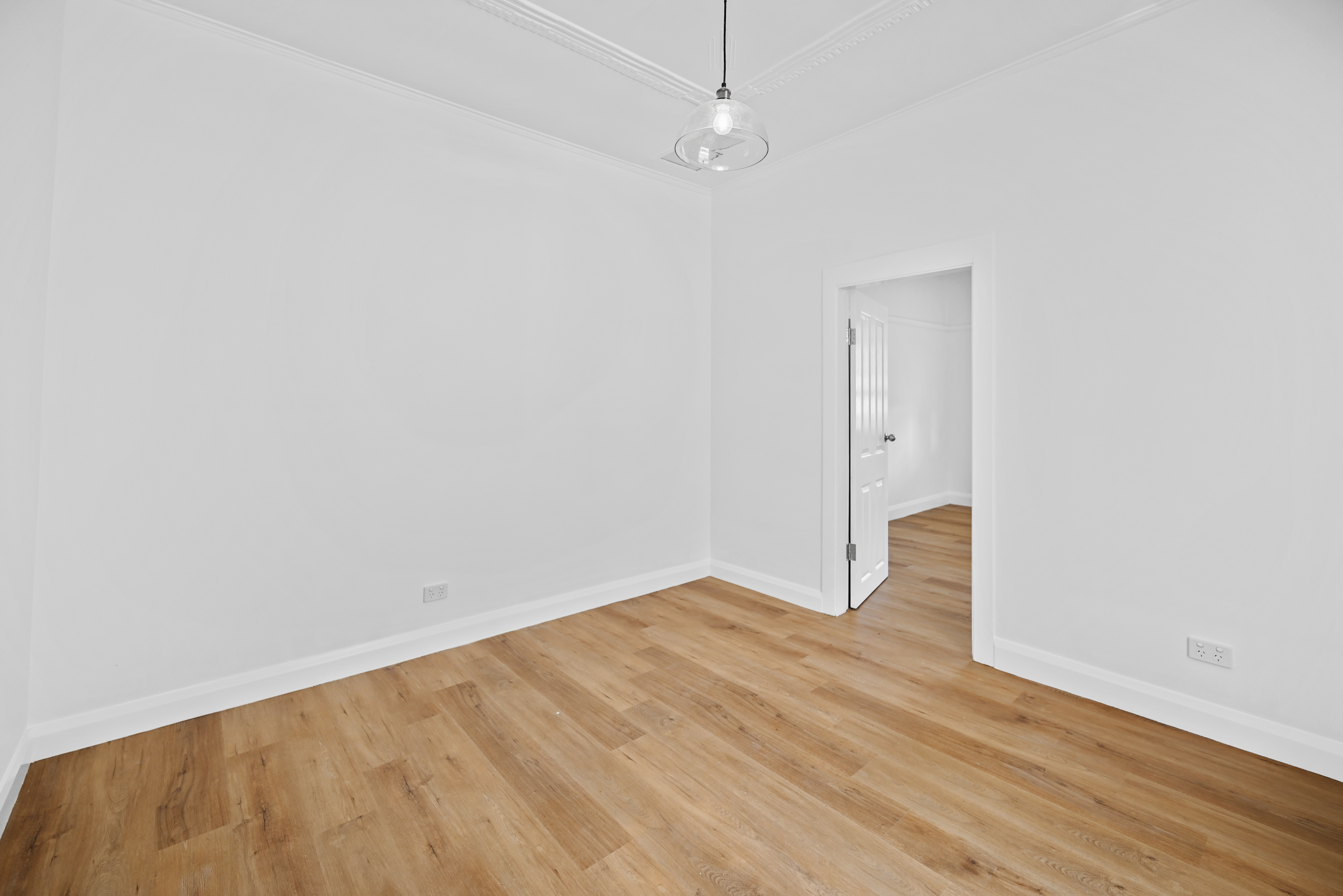 2/12 James Street, Horseshoe Bend - Thumbnail 2