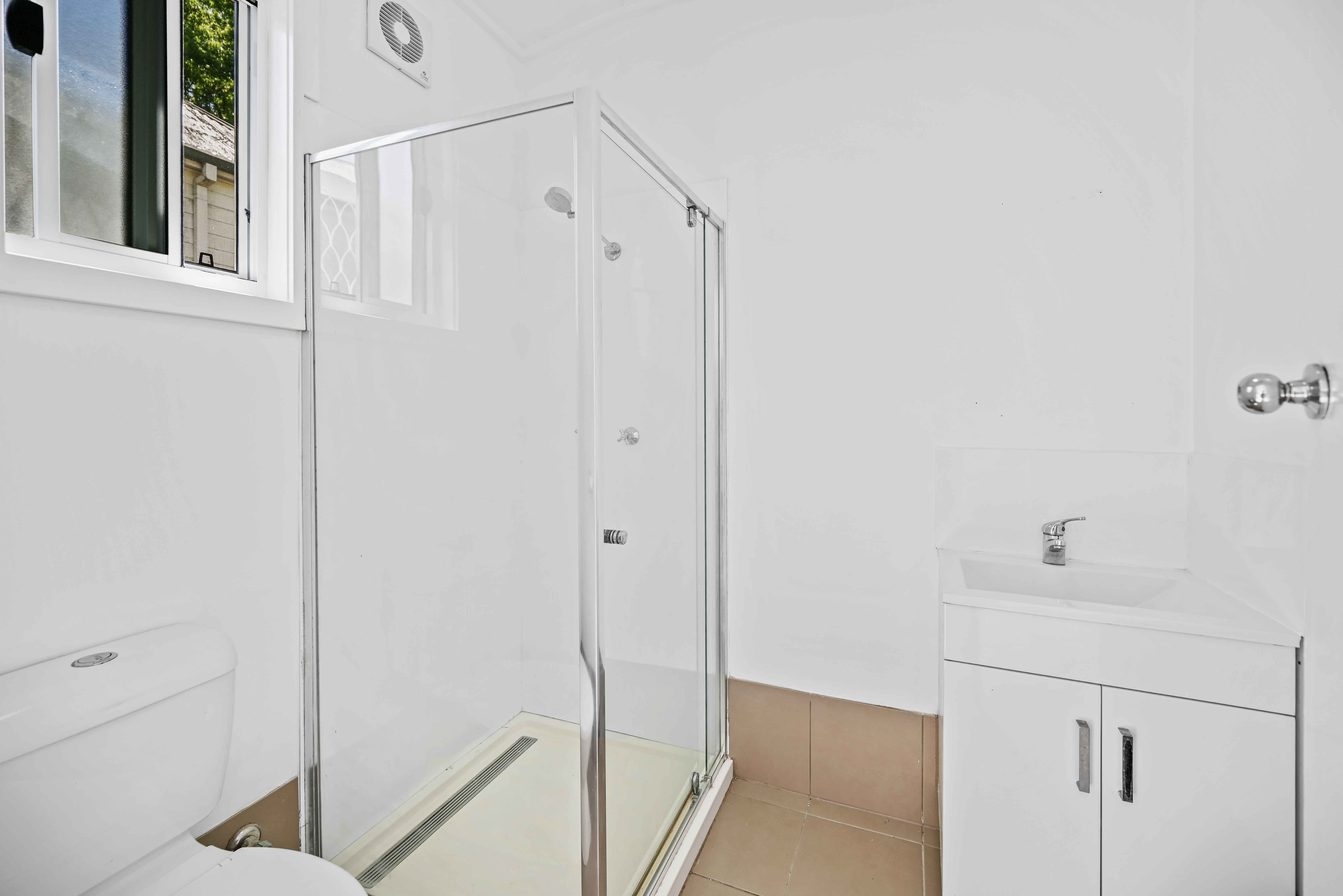 2/12 James Street, Horseshoe Bend - Thumbnail 5