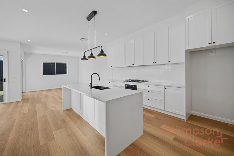 25 Caputar Way, Lochinvar - Thumbnail 3