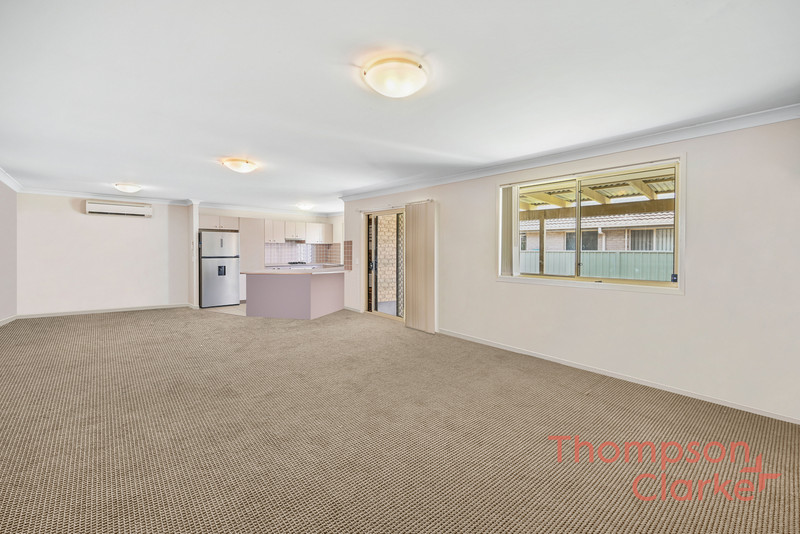 51 Niven Parade, Rutherford - Thumbnail 4