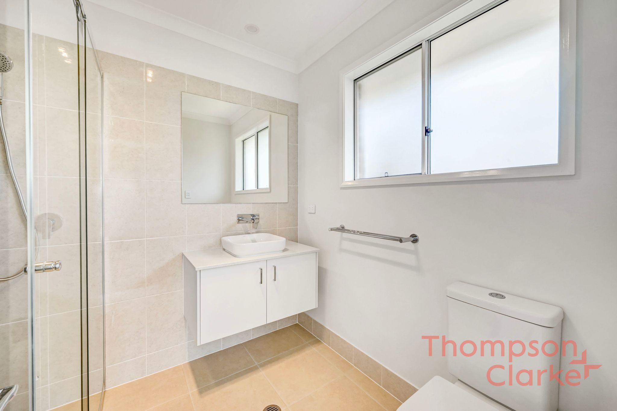 10 Dairyman Drive, Lochinvar - Thumbnail 6