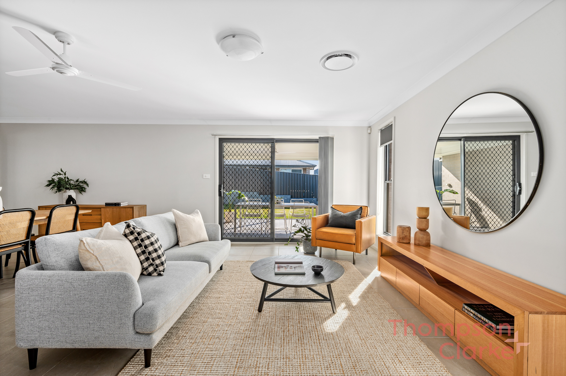 6 Sandridge Street, Thornton - Thumbnail 3