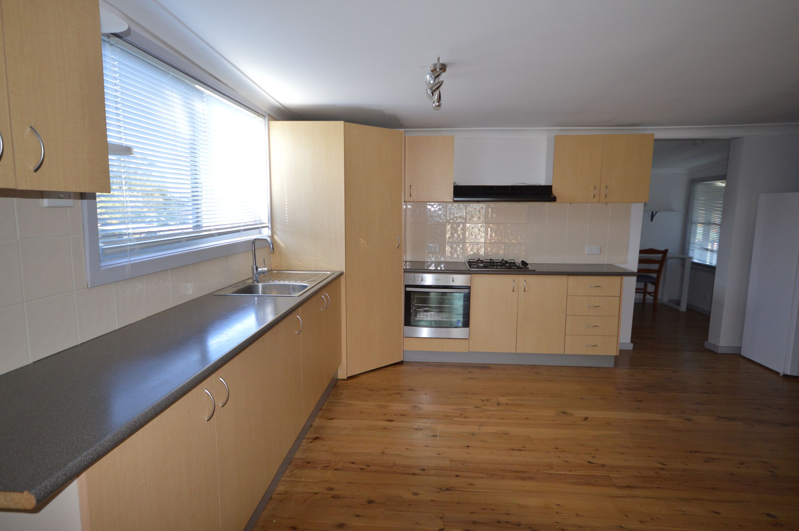 13 Lavender Street, Cessnock - Thumbnail 2