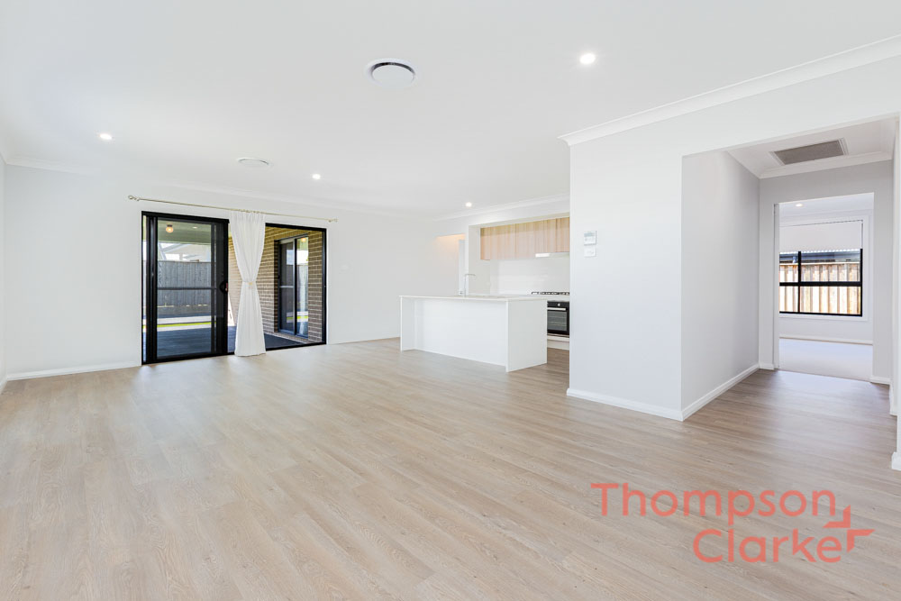 1 Garrison Way, Chisholm - Thumbnail 4
