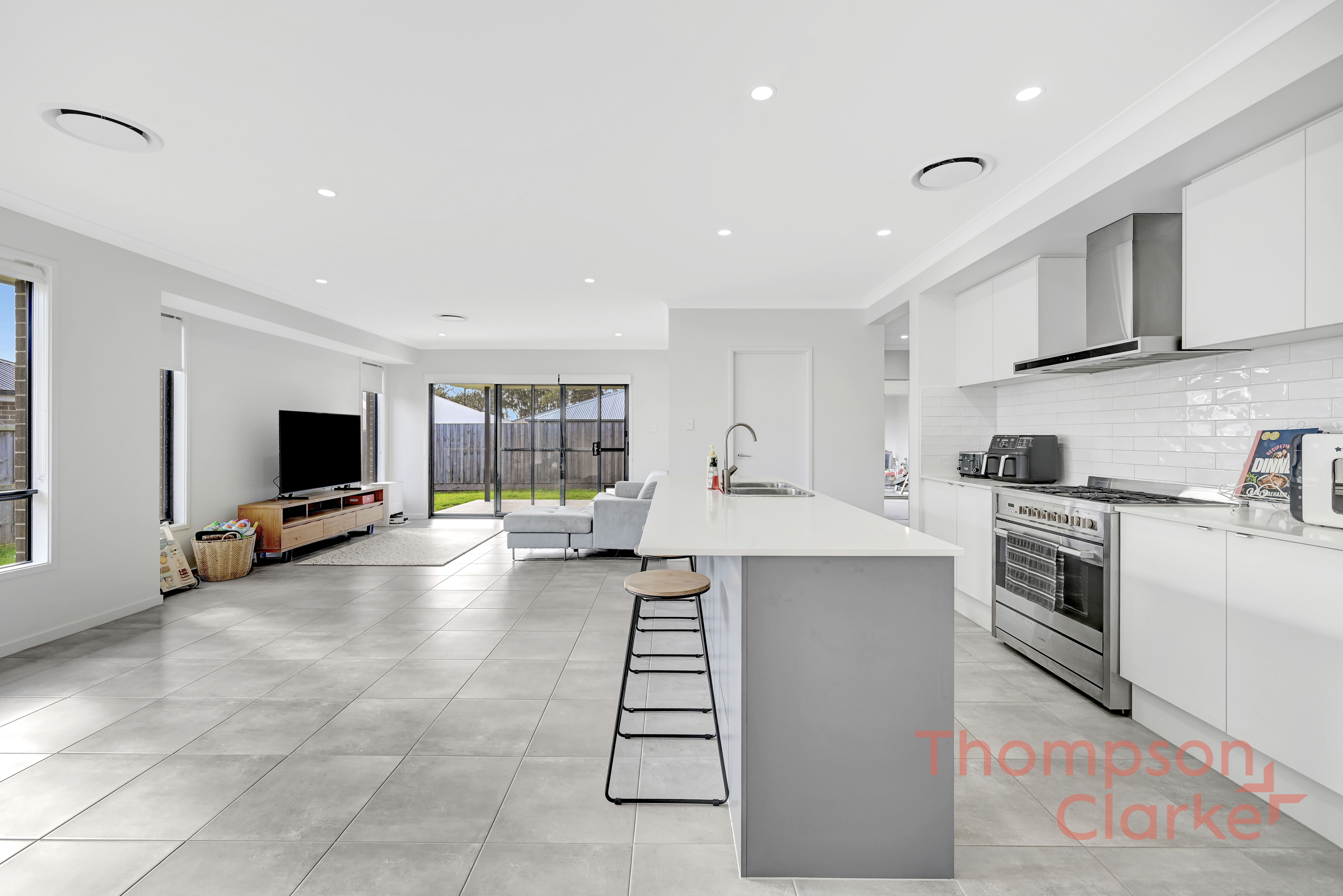 15 Silvarum Street, Chisholm - Thumbnail 4