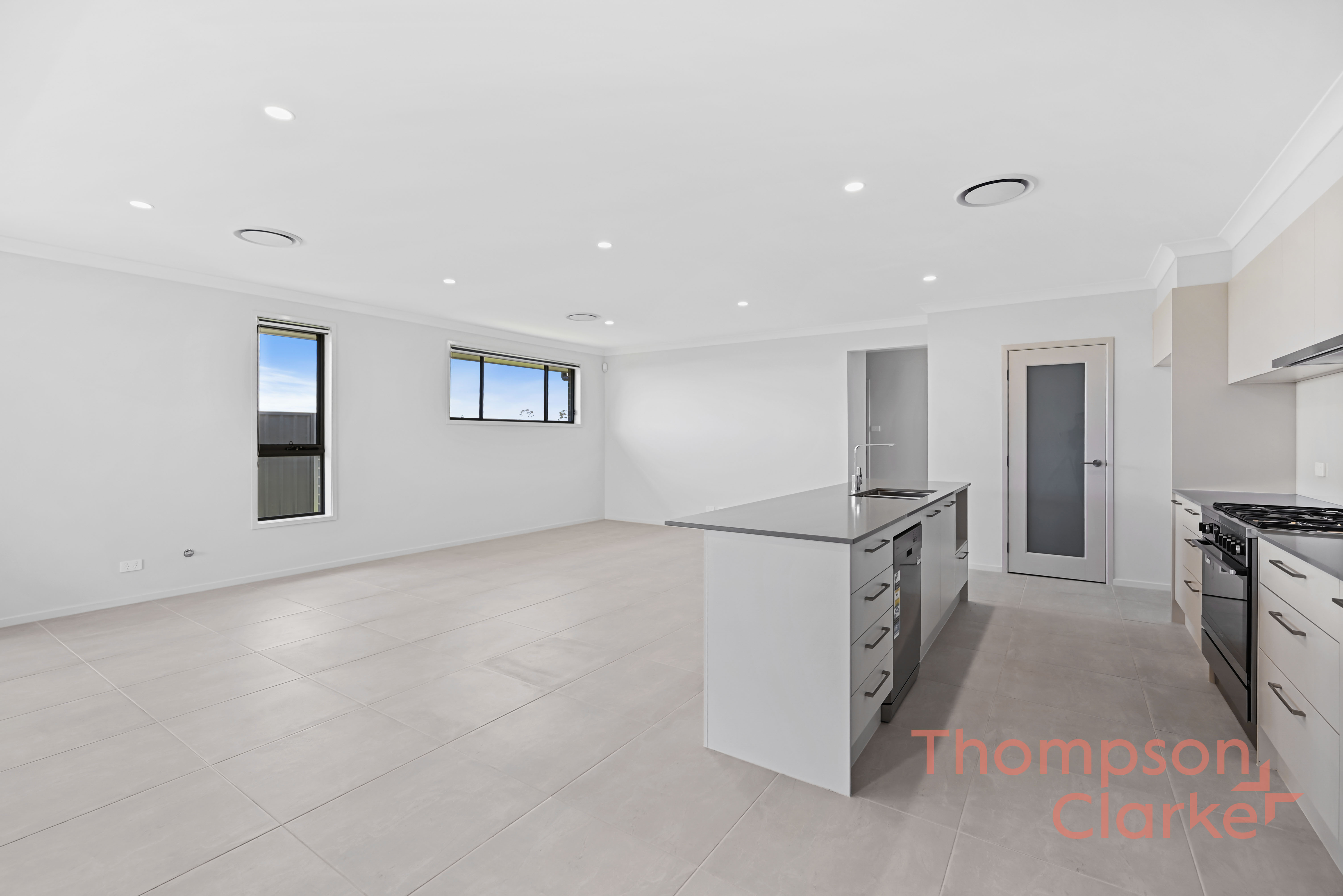 10 Redgate Road, Chisholm - Thumbnail 5