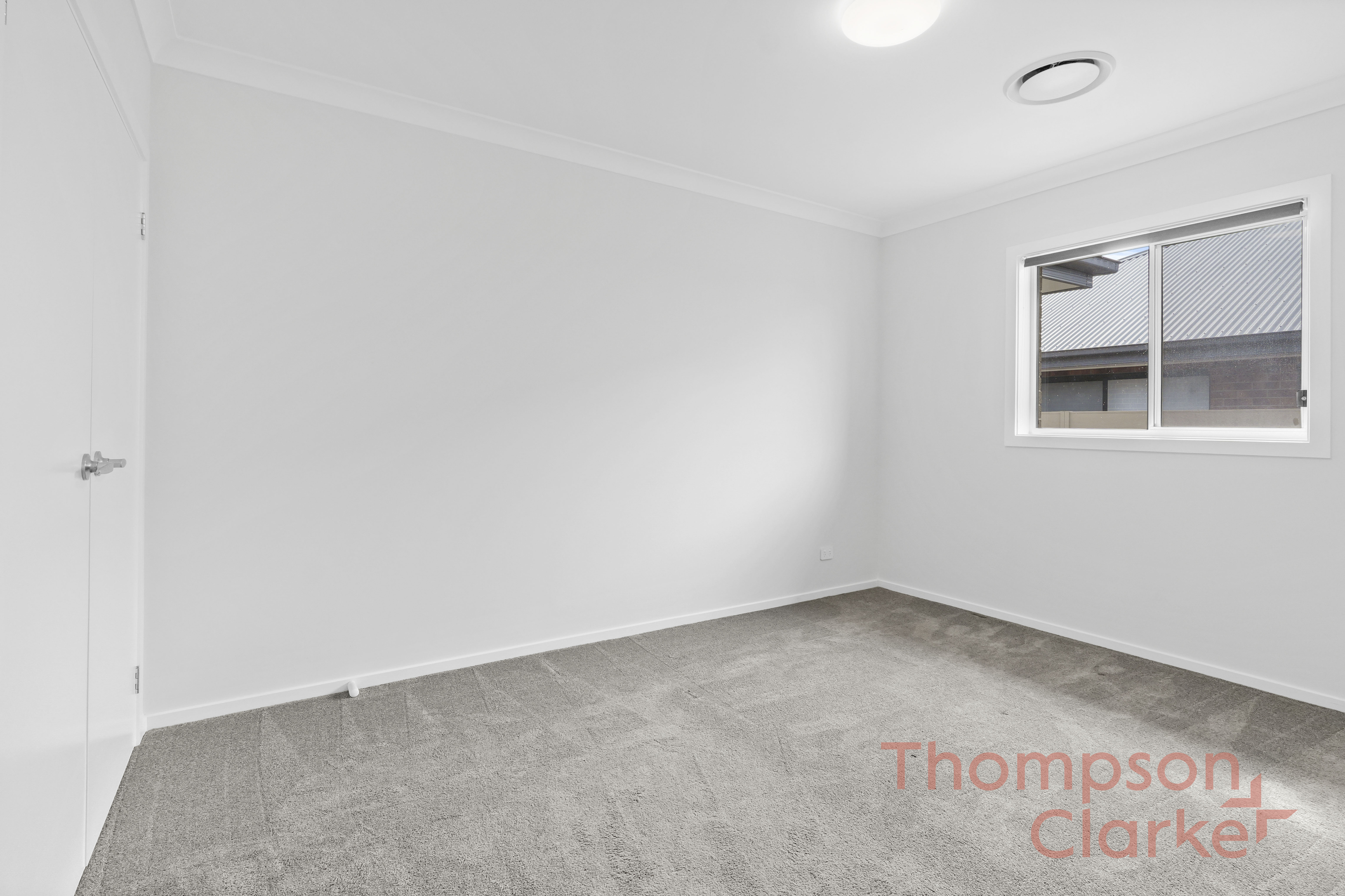 22 Arnott Loop, North Rothbury - Thumbnail 6
