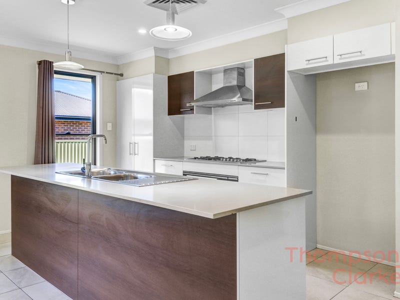 13 Hinchinbrook Close, Ashtonfield - Thumbnail 4
