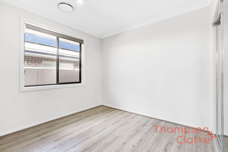 33 Jamieson Drive, North Rothbury - Thumbnail 7