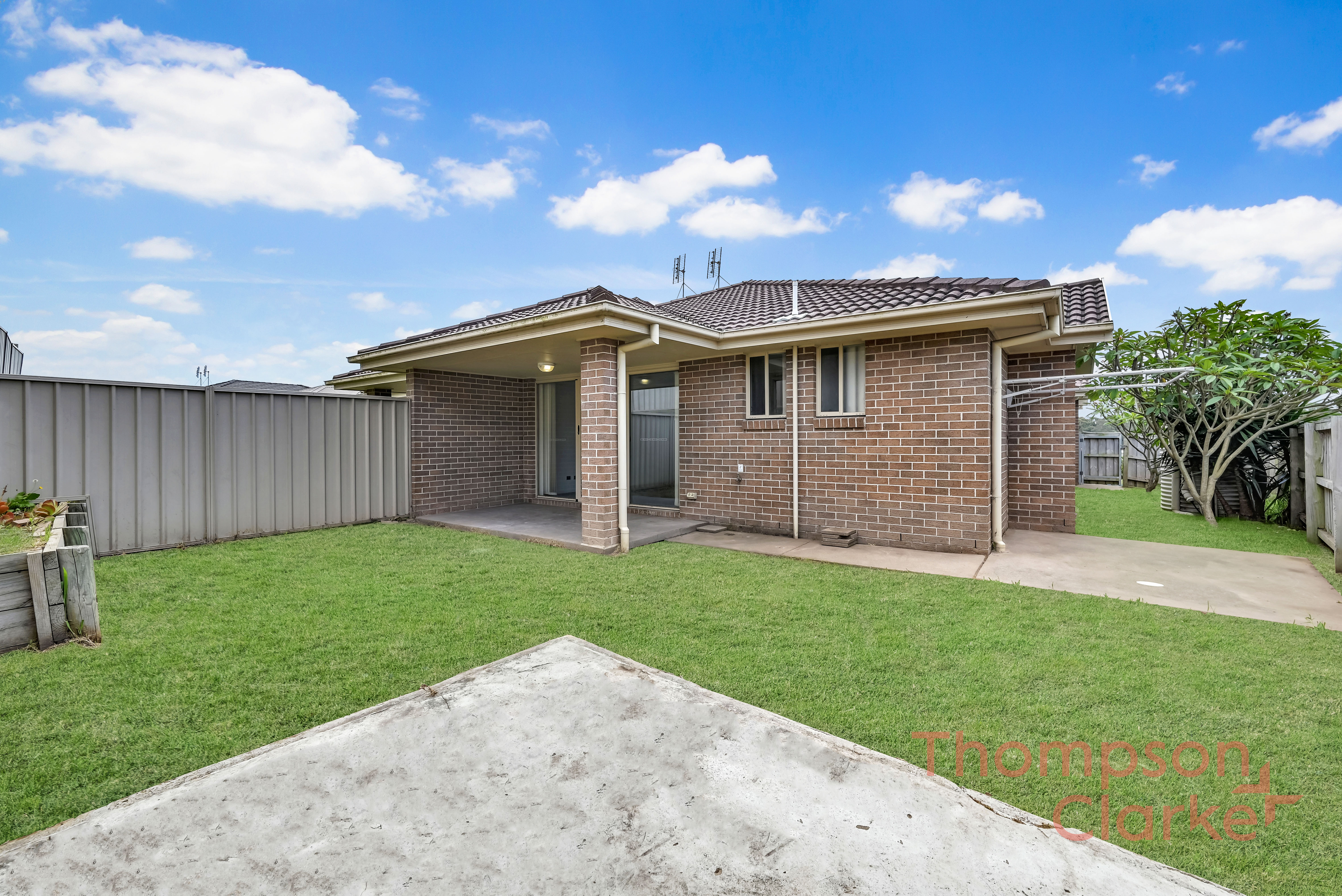 23 Carnarvon Cct, East Maitland - Thumbnail 2