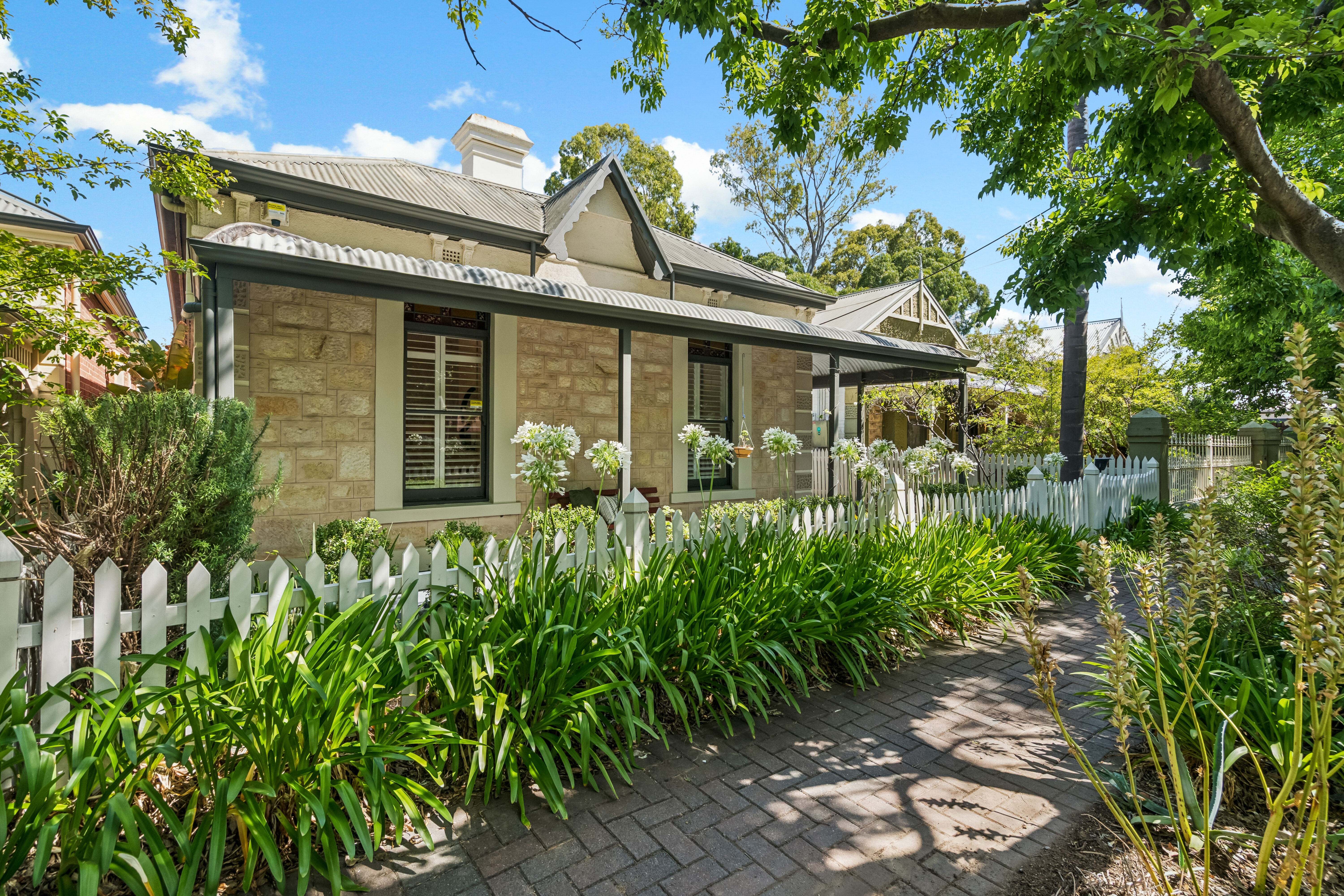 Rental properties & online application form