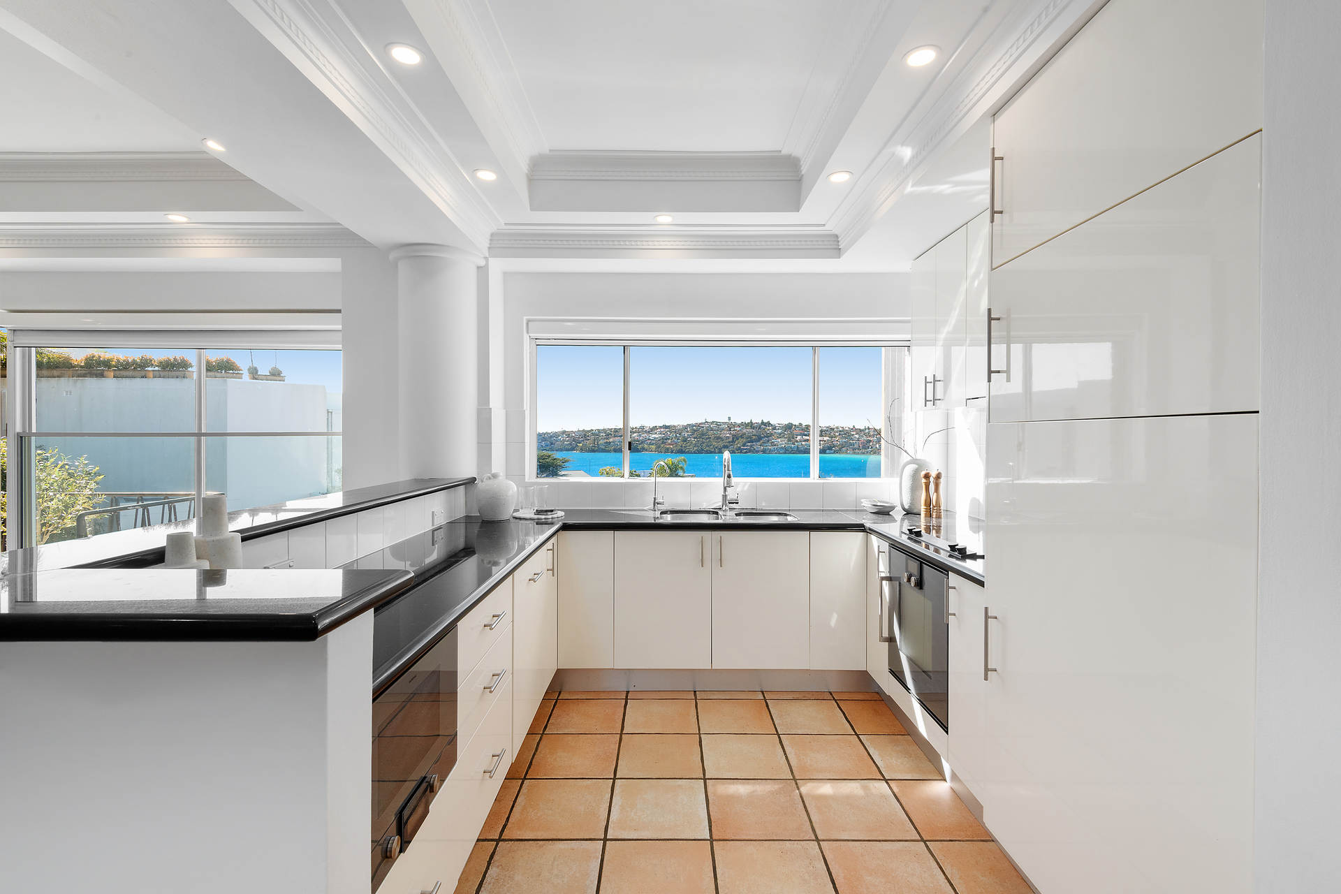 15/2A Wentworth Street, Point Piper Leased by Bradfield Badgerfox - image 1