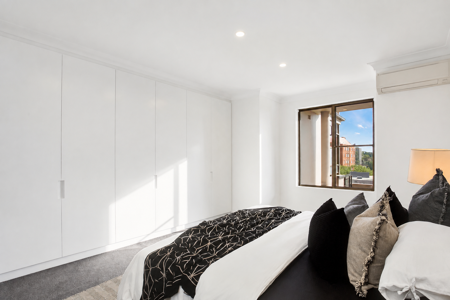 2/359 Edgecliff Road, Edgecliff Leased by Bradfield Badgerfox - image 1