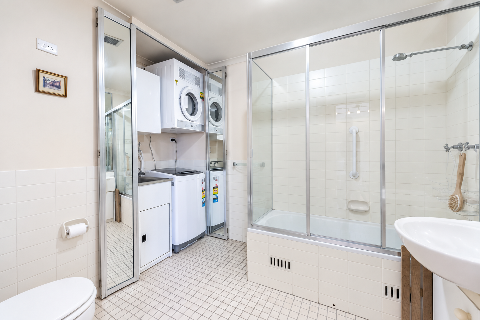 26/2 New McLean Street, Edgecliff Leased by Bradfield Badgerfox - image 1