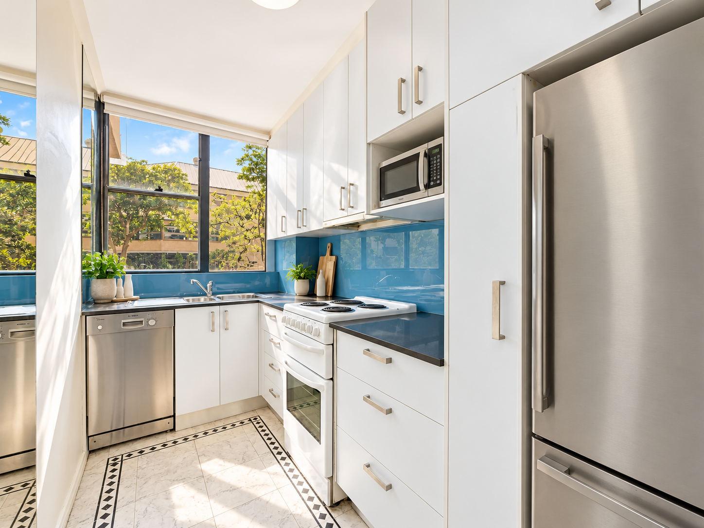 1D/3 Darling Point Road, Darling Point Leased by Bradfield Badgerfox - image 1