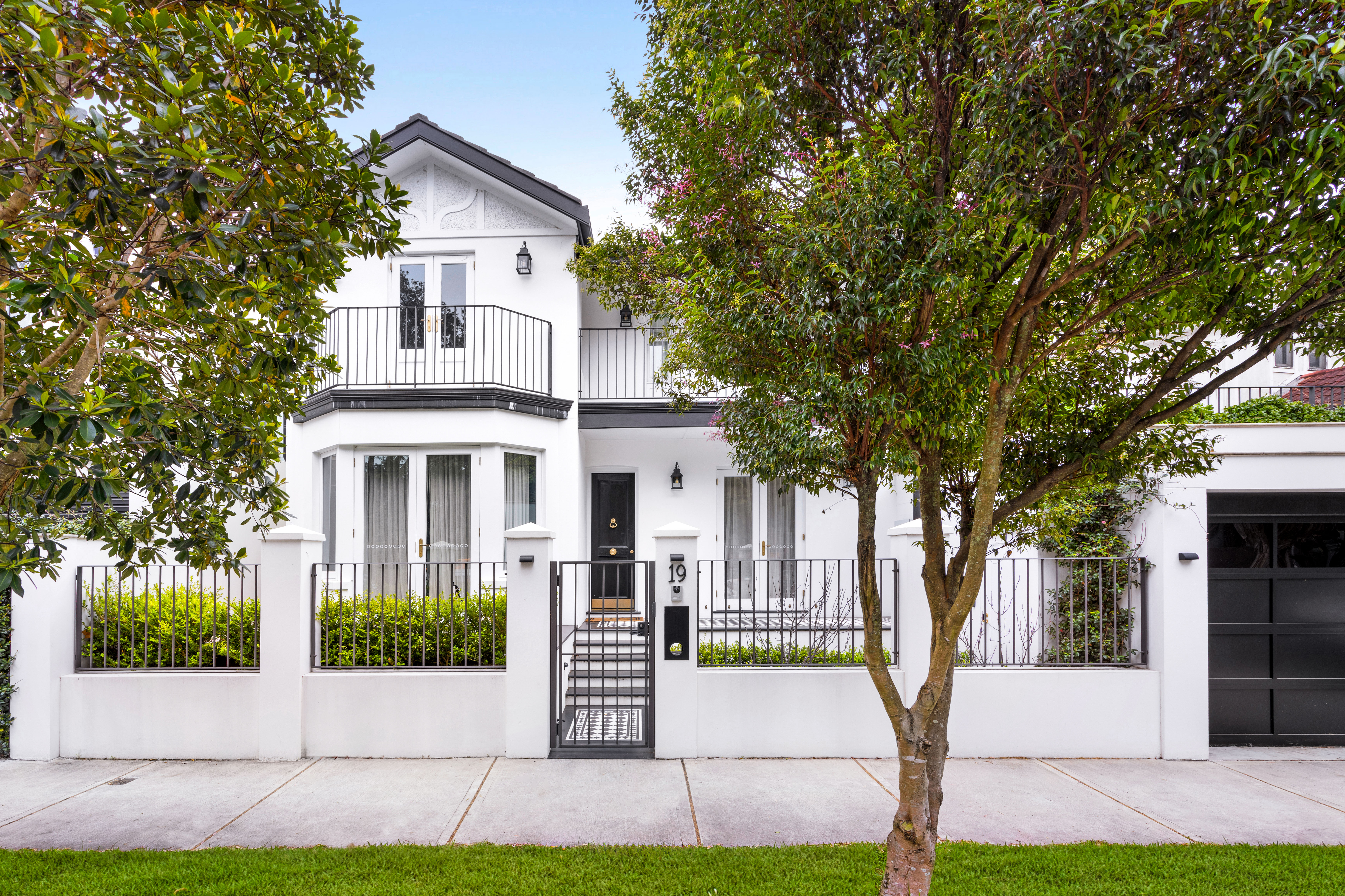 19 Epping Road, Double Bay For Lease by Bradfield Badgerfox - image 1
