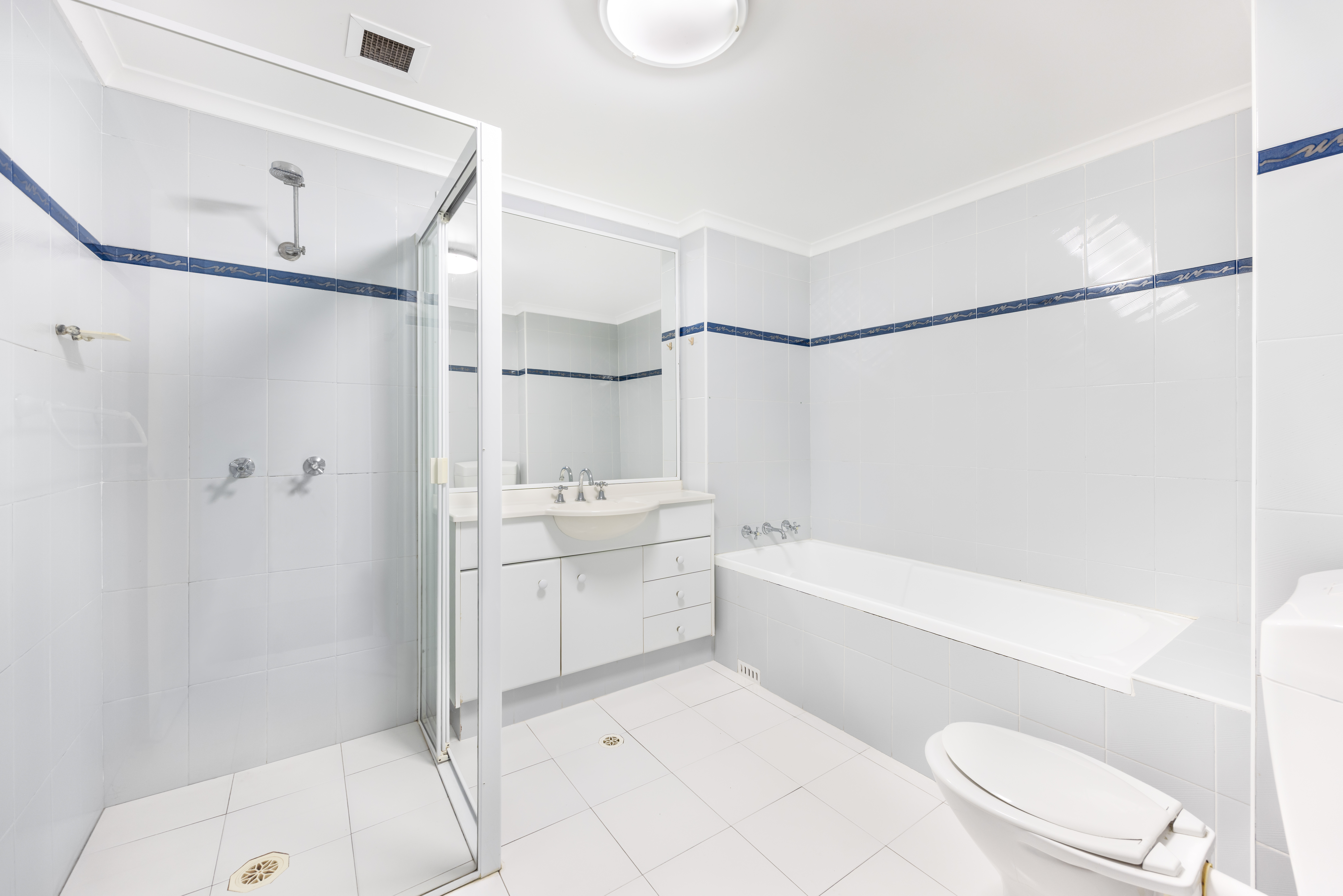 52/818 Anzac Parade, Maroubra Leased by Bradfield Badgerfox - image 1