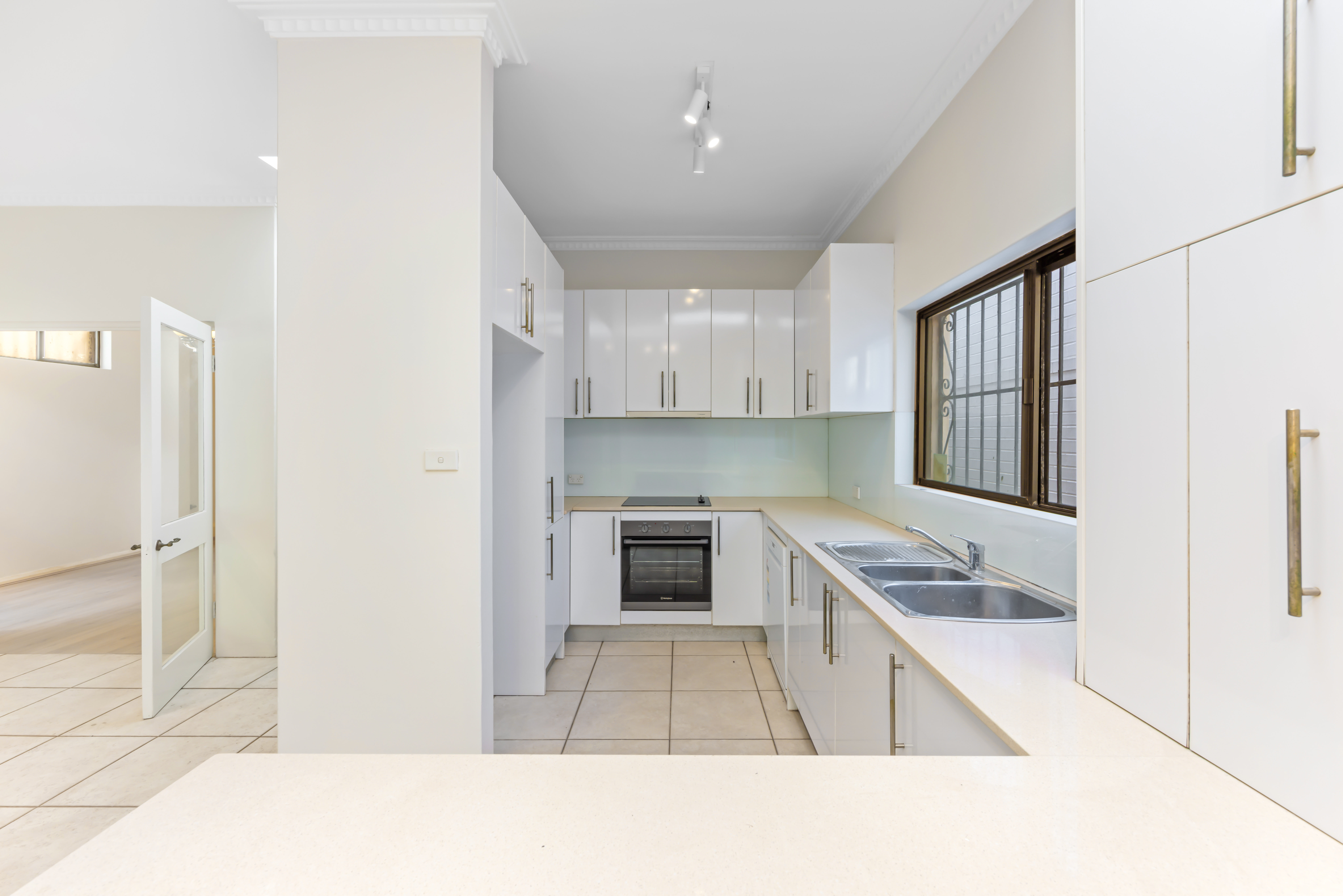 29 Kenilworth Street, Bondi Junction For Lease by Bradfield Badgerfox - image 1