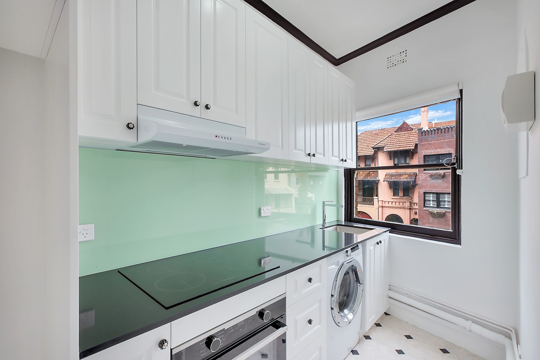 16/11 Ward Avenue, Potts Point Leased by Bradfield Badgerfox - image 1