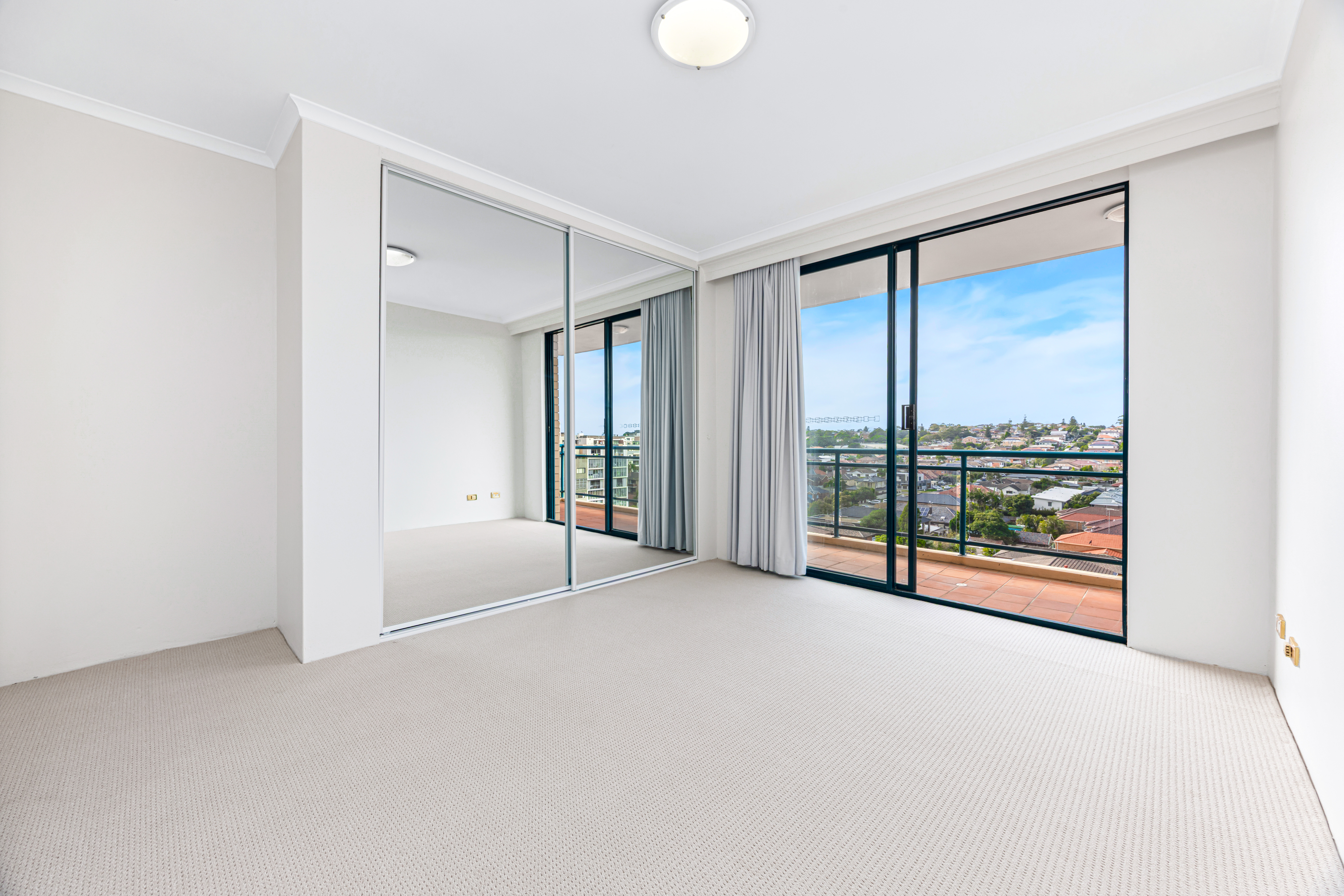50/818 Anzac Parade, Maroubra Leased by Bradfield Badgerfox - image 1