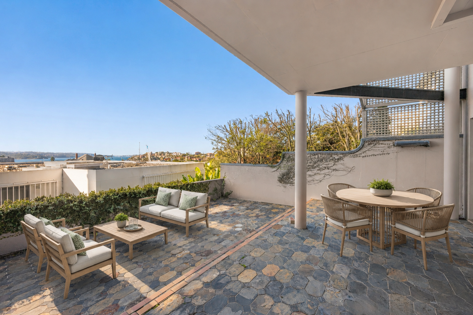 2/359 Edgecliff Road, Edgecliff Leased by Bradfield Badgerfox - image 1