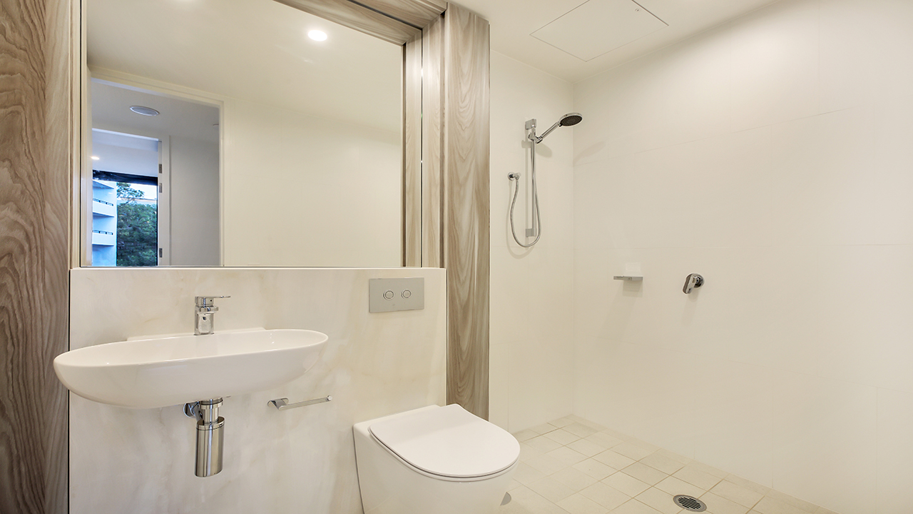 5305/34 Wellington Street, Bondi Leased by Bradfield Badgerfox - image 1