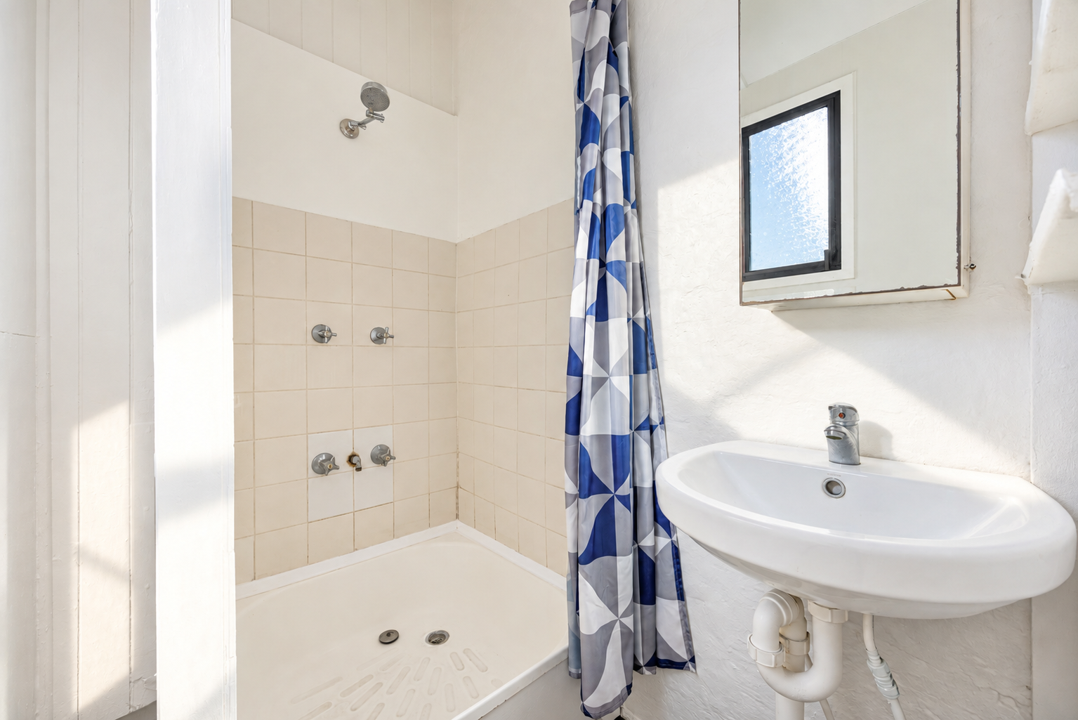 45 Bent Street, Paddington Leased by Bradfield Badgerfox - image 1