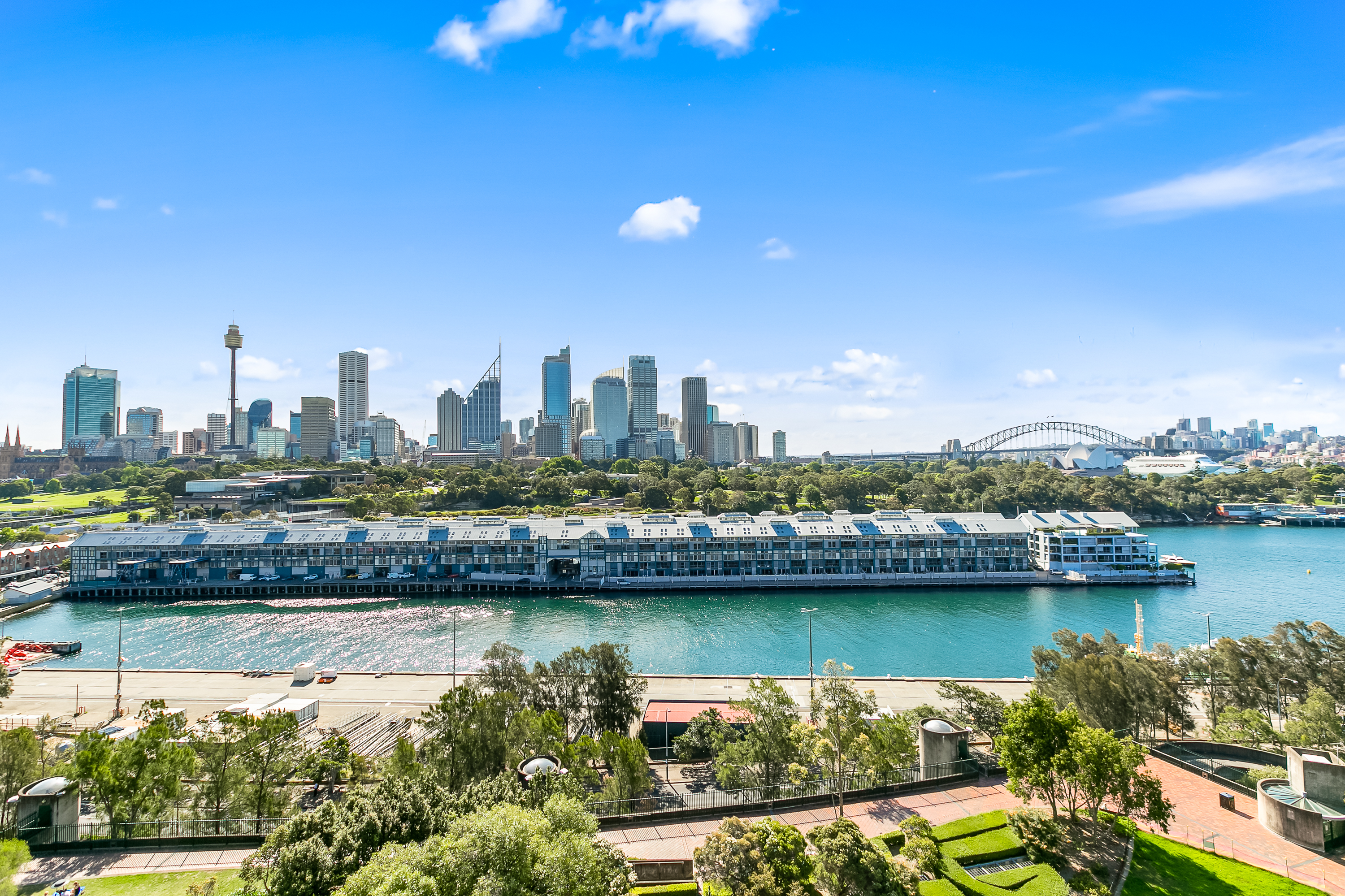 53/40 Victoria Street, Potts Point Leased by Bradfield Badgerfox - image 1