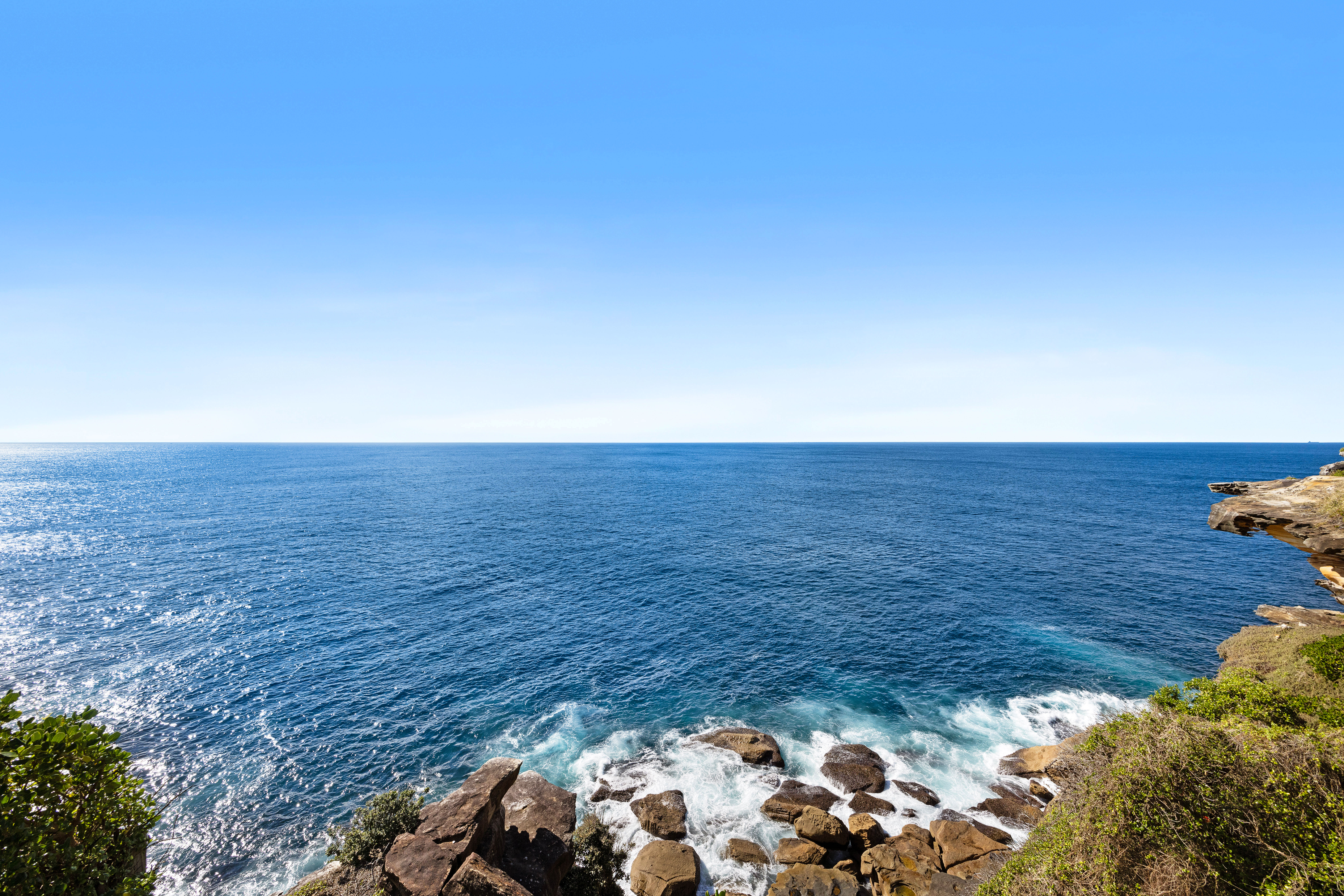 166 Hastings Parade, North Bondi Leased by Bradfield Badgerfox - image 1