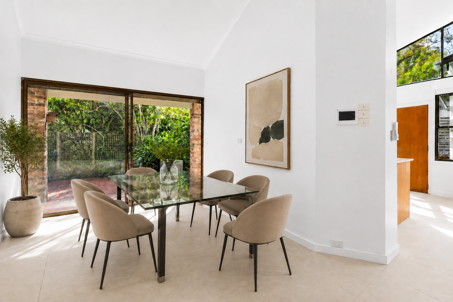 27 Cameron Street, Edgecliff Leased by Bradfield Badgerfox - image 1