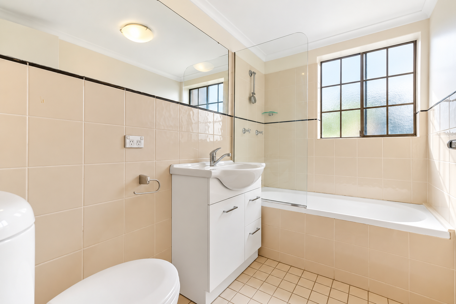 5/20-22 Ross Street, Glebe For Lease by Bradfield Badgerfox - image 1