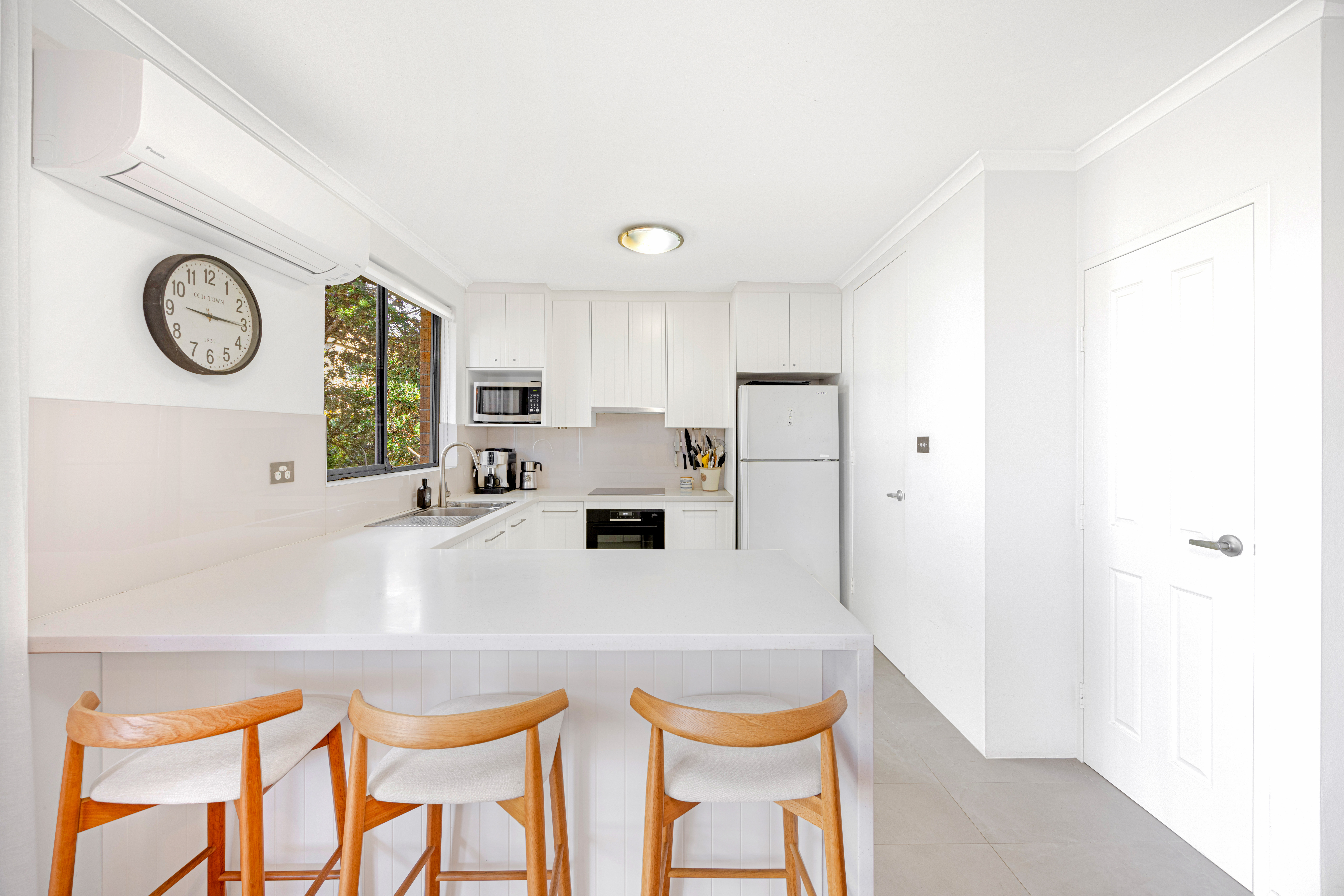 3/77-79 Brighton Boulevard, Bondi Beach Leased by Bradfield Badgerfox