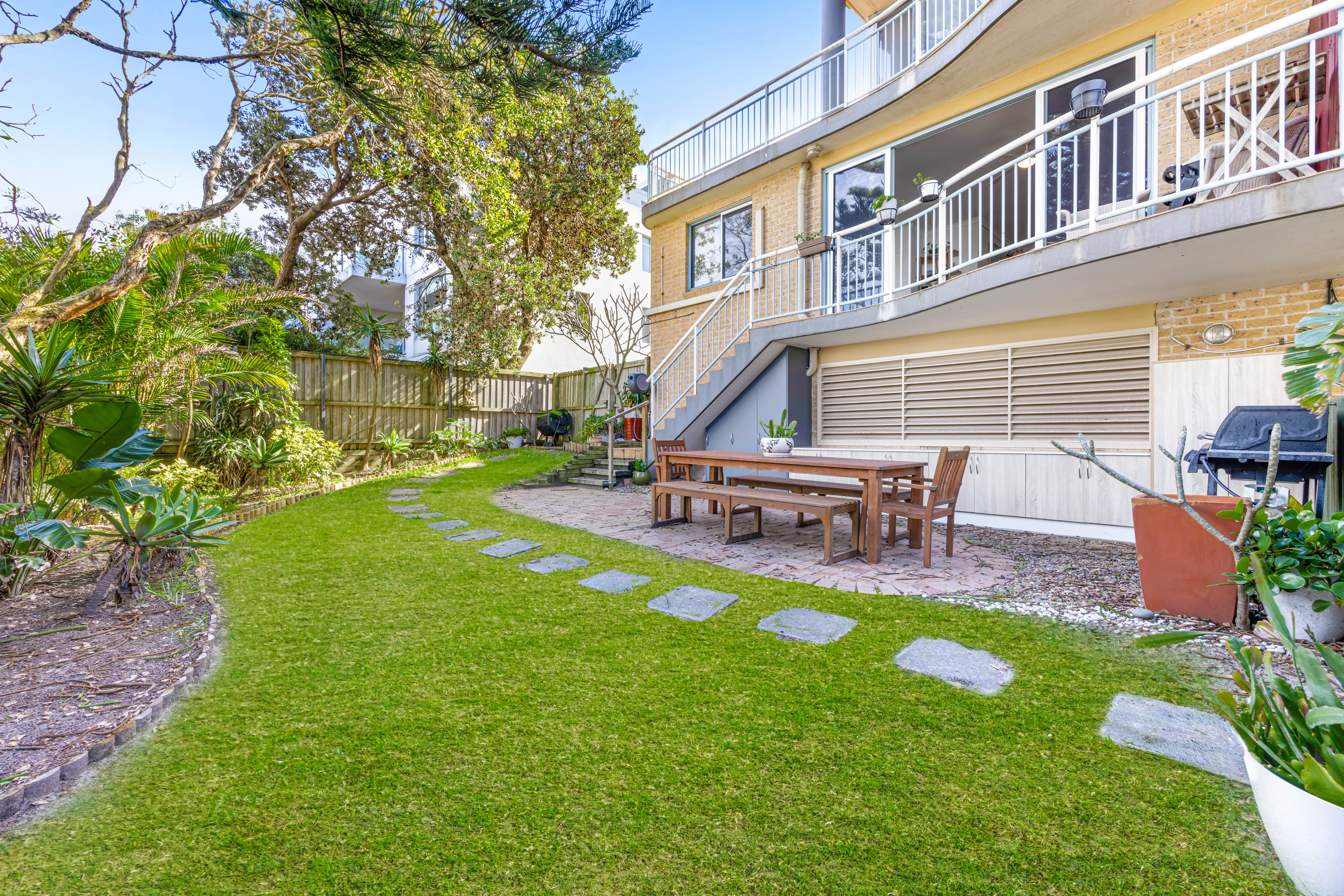 3/77-79 Brighton Boulevard, Bondi Beach Leased by Bradfield Badgerfox - image 1