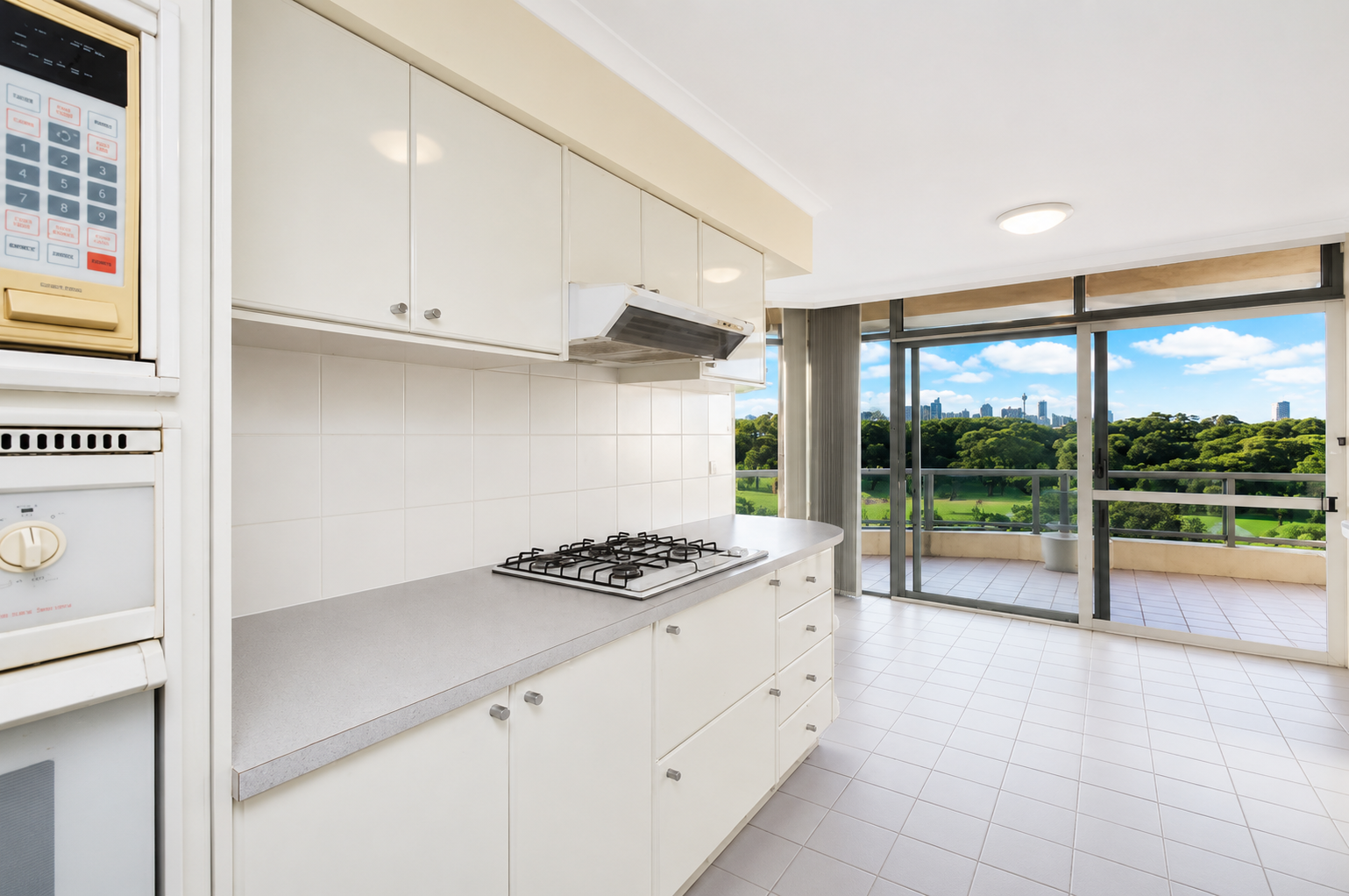802/93 Brompton Road, Kensington Leased by Bradfield Badgerfox - image 1