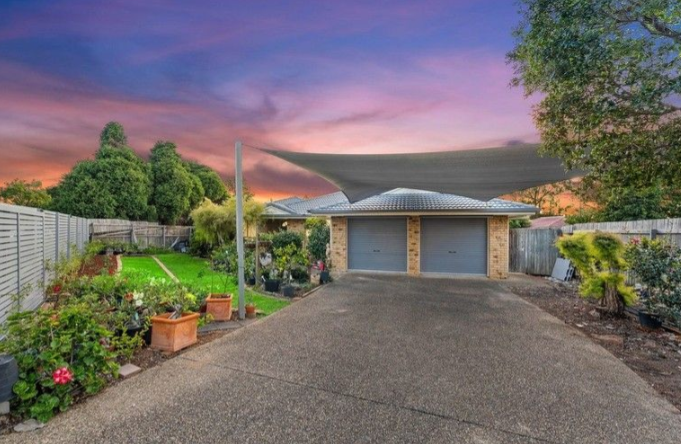 39 Woorabinda Stree, Runcorn Leased by Aurora Property - image 2