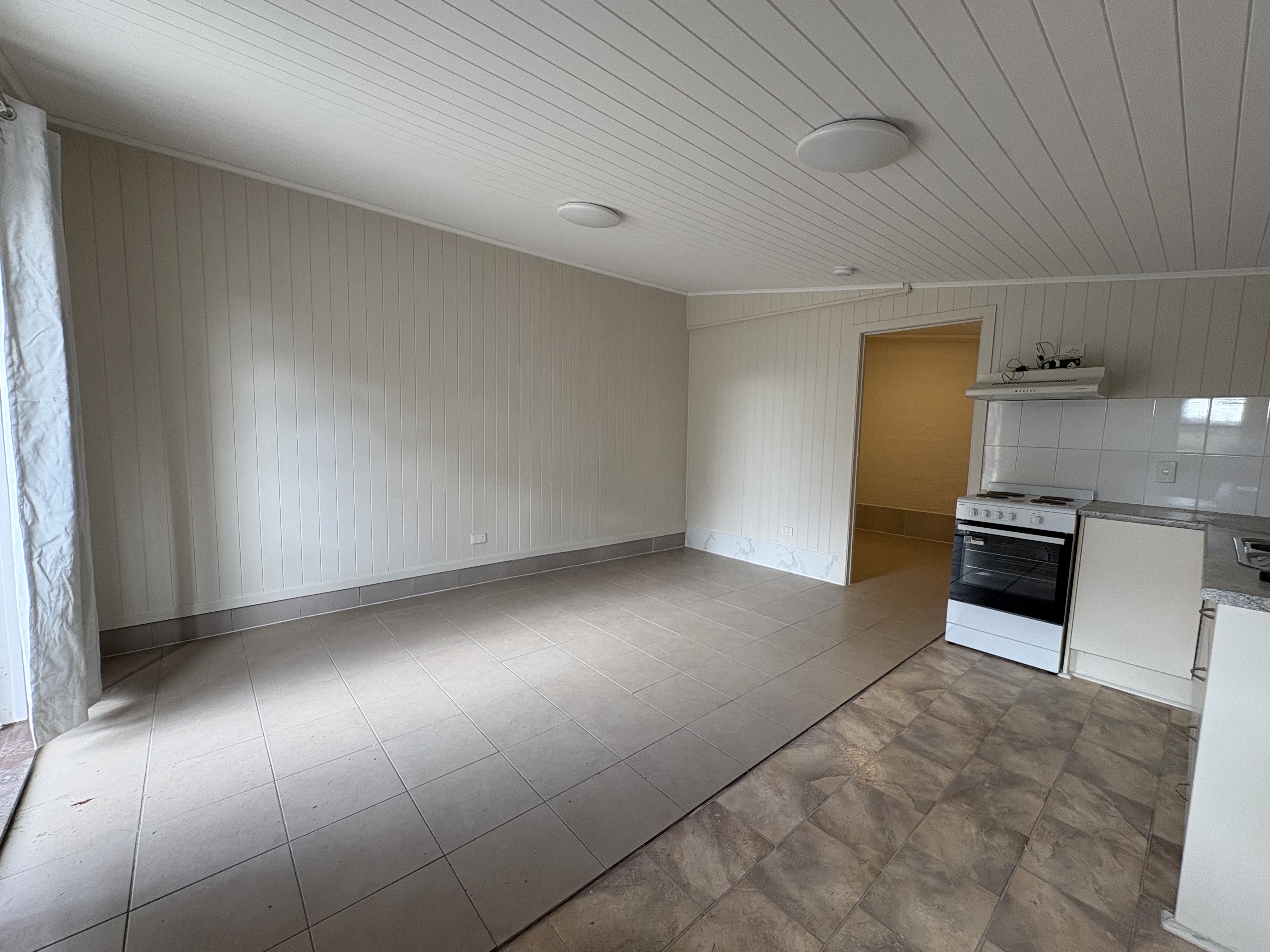 10/10 Pear Street, Greenslopes For Lease by Aurora Property - image 5