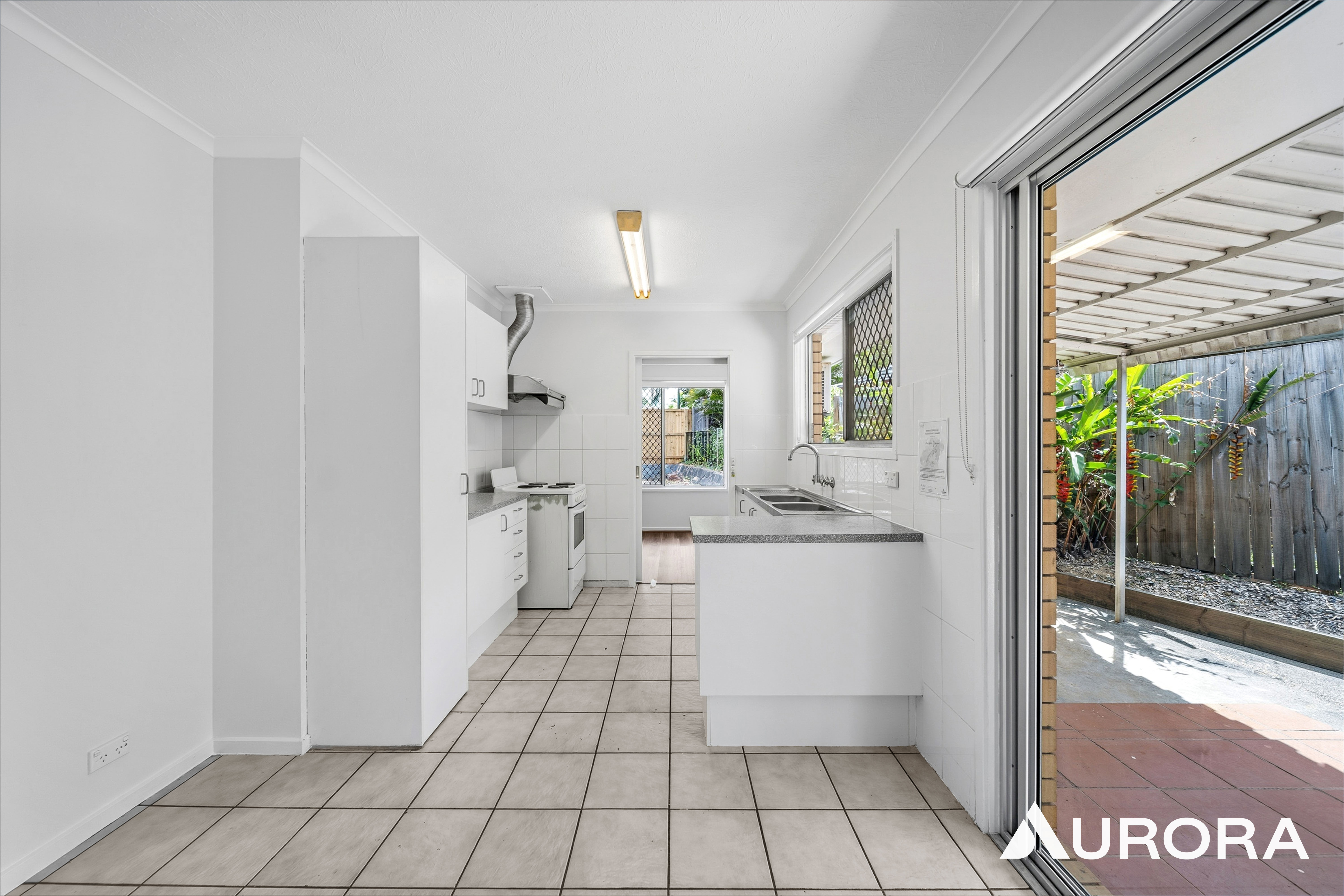 379 McCullough St, Sunnybank For Lease by Aurora Property - image 4